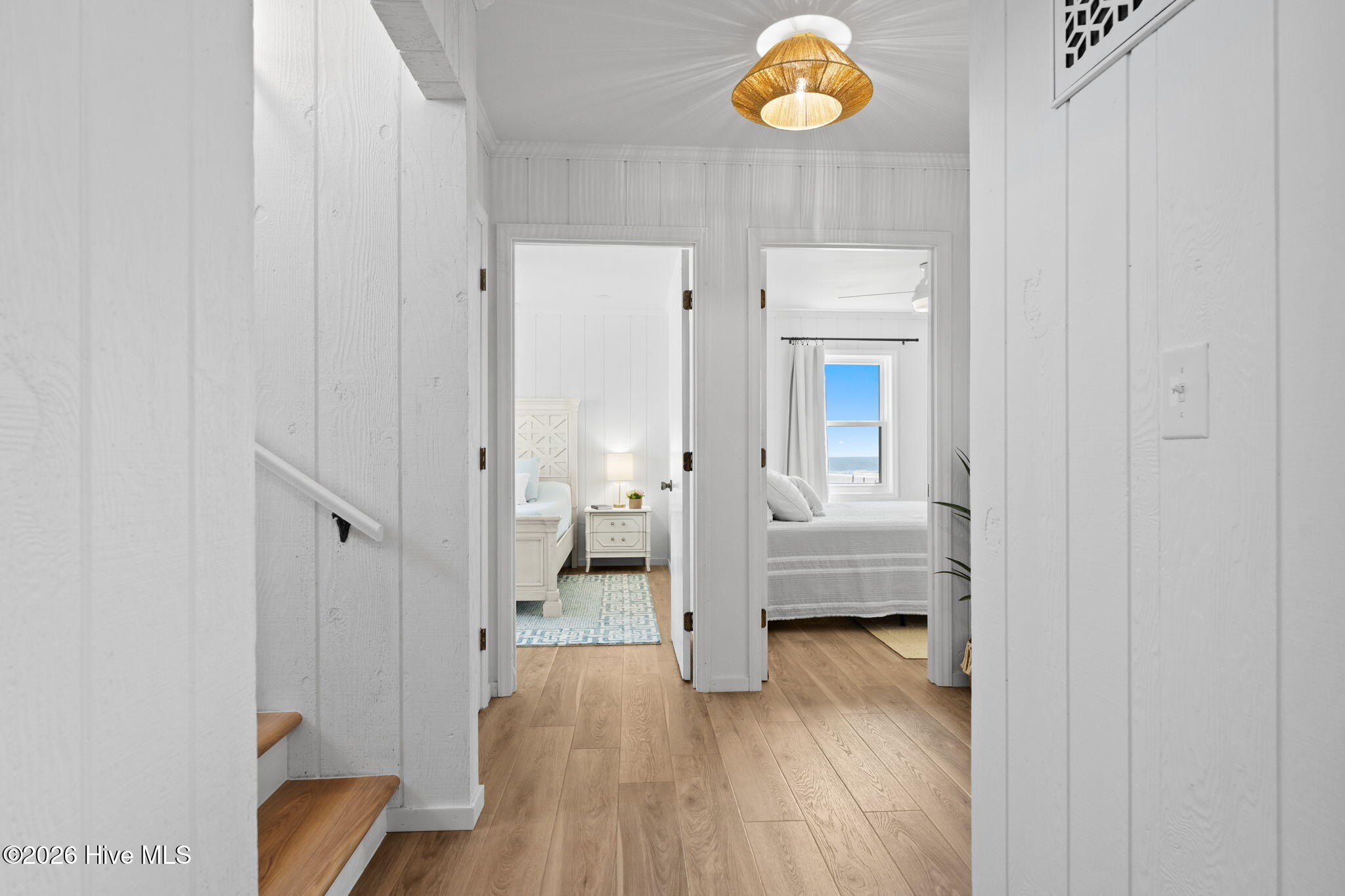 100567694 | Photo 54