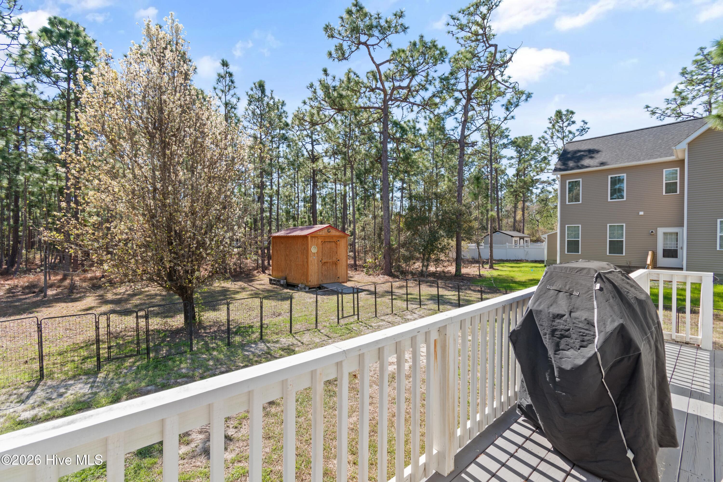 100561702 | Photo 29