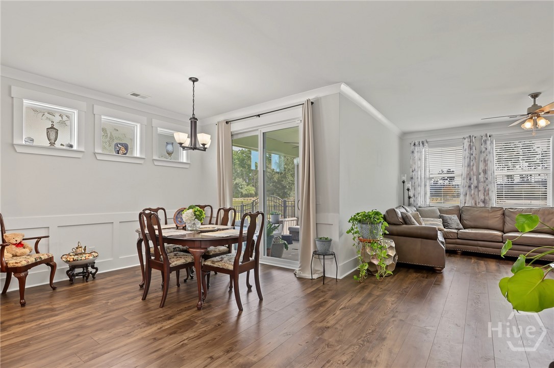 Open concept living/dinning room
