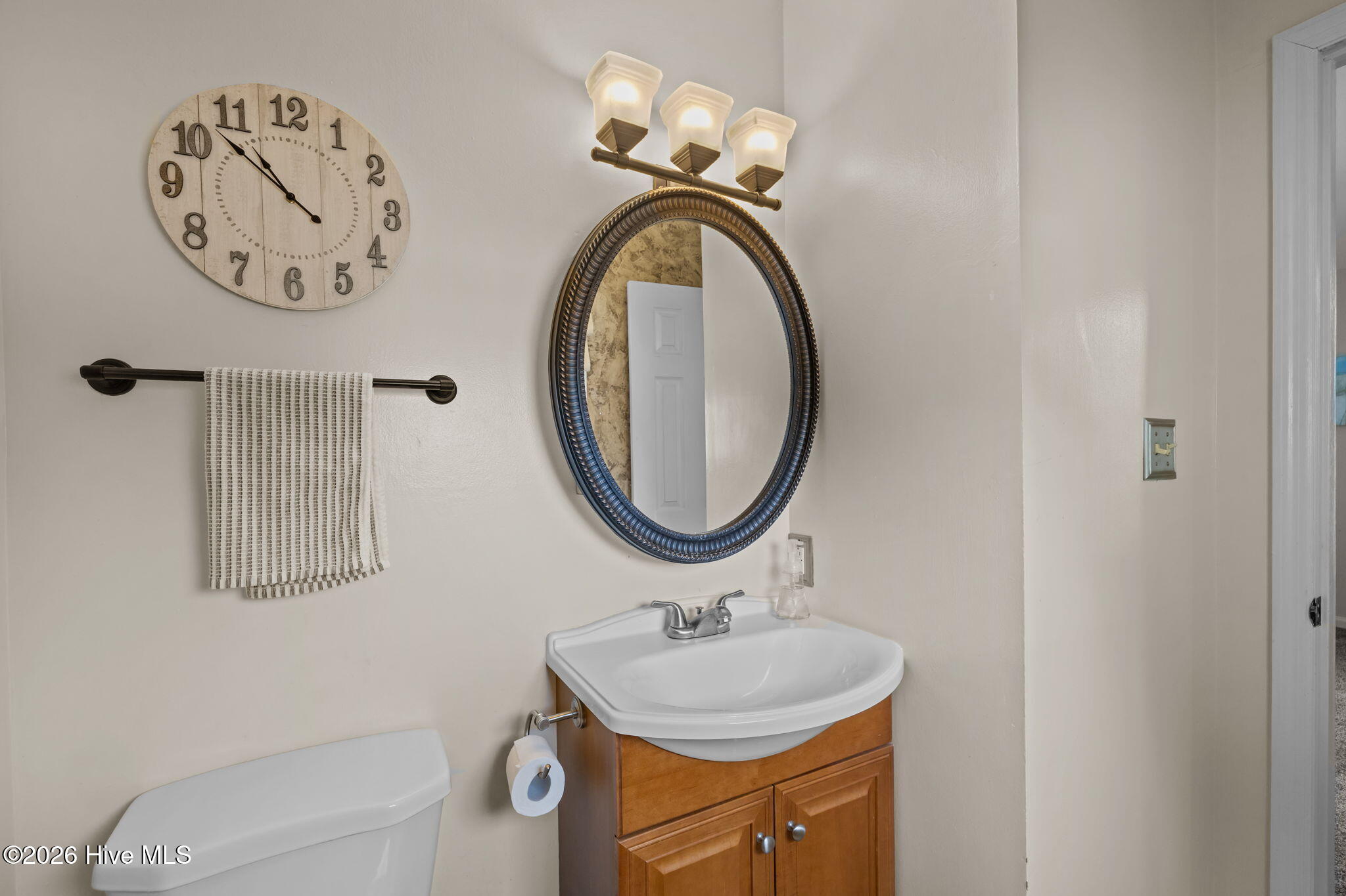 100558947 | Photo 17