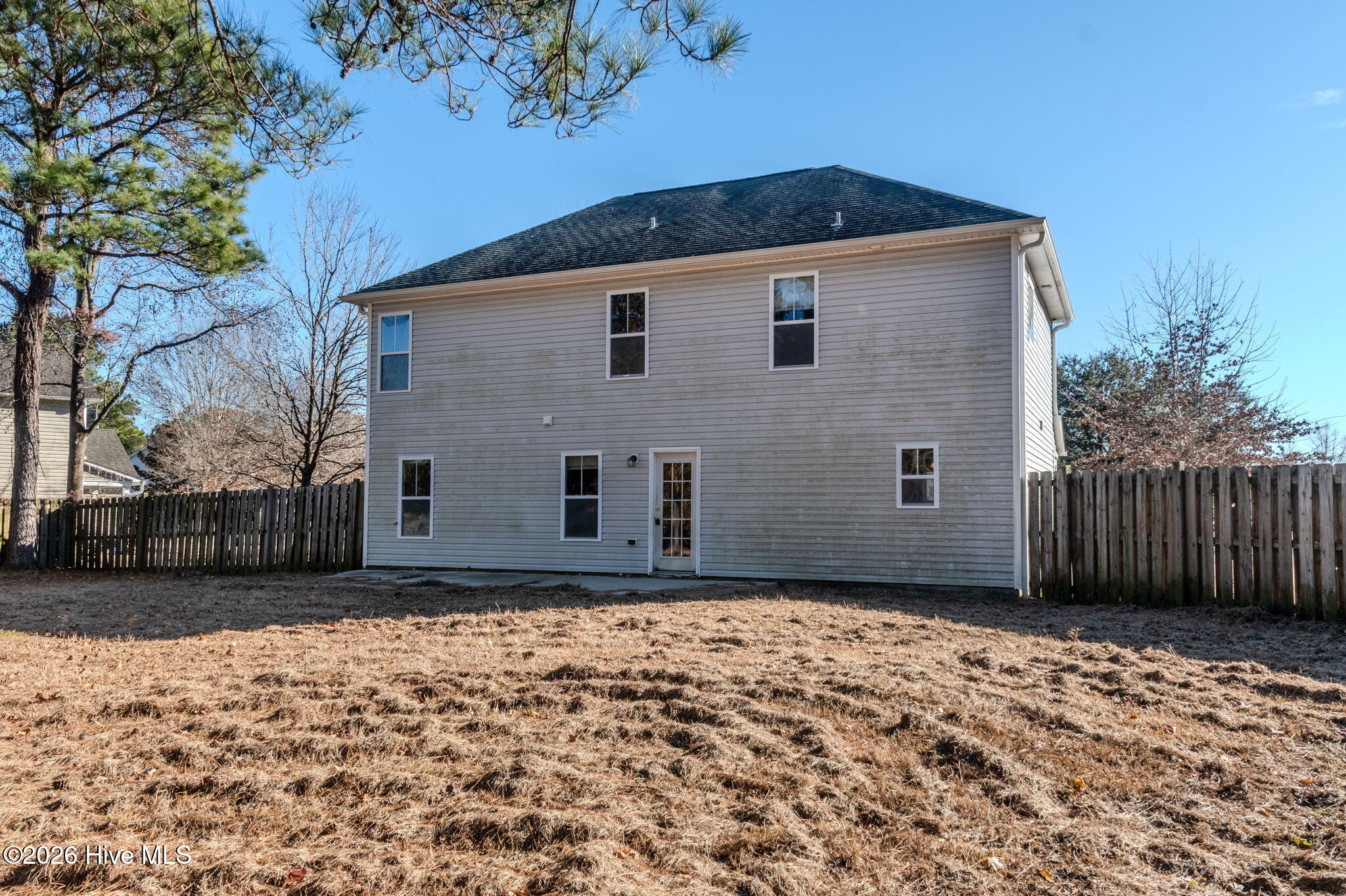 100547305 | Photo 28