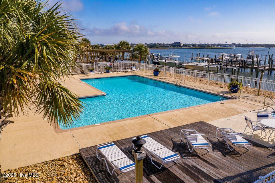 100 Olde Towne Yacht Club Drive 411,Beaufort