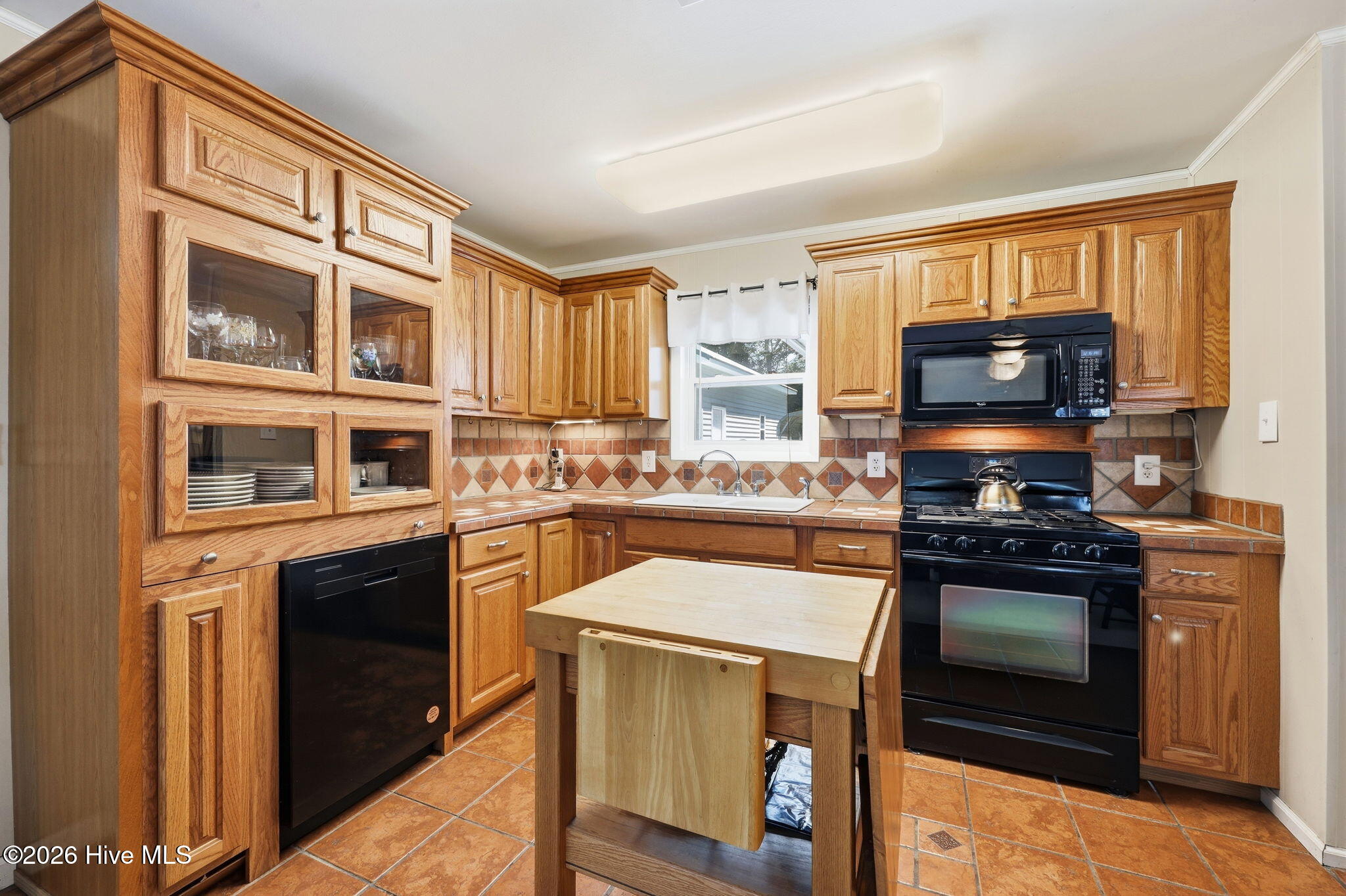614 Country Club Drive,Arapahoe