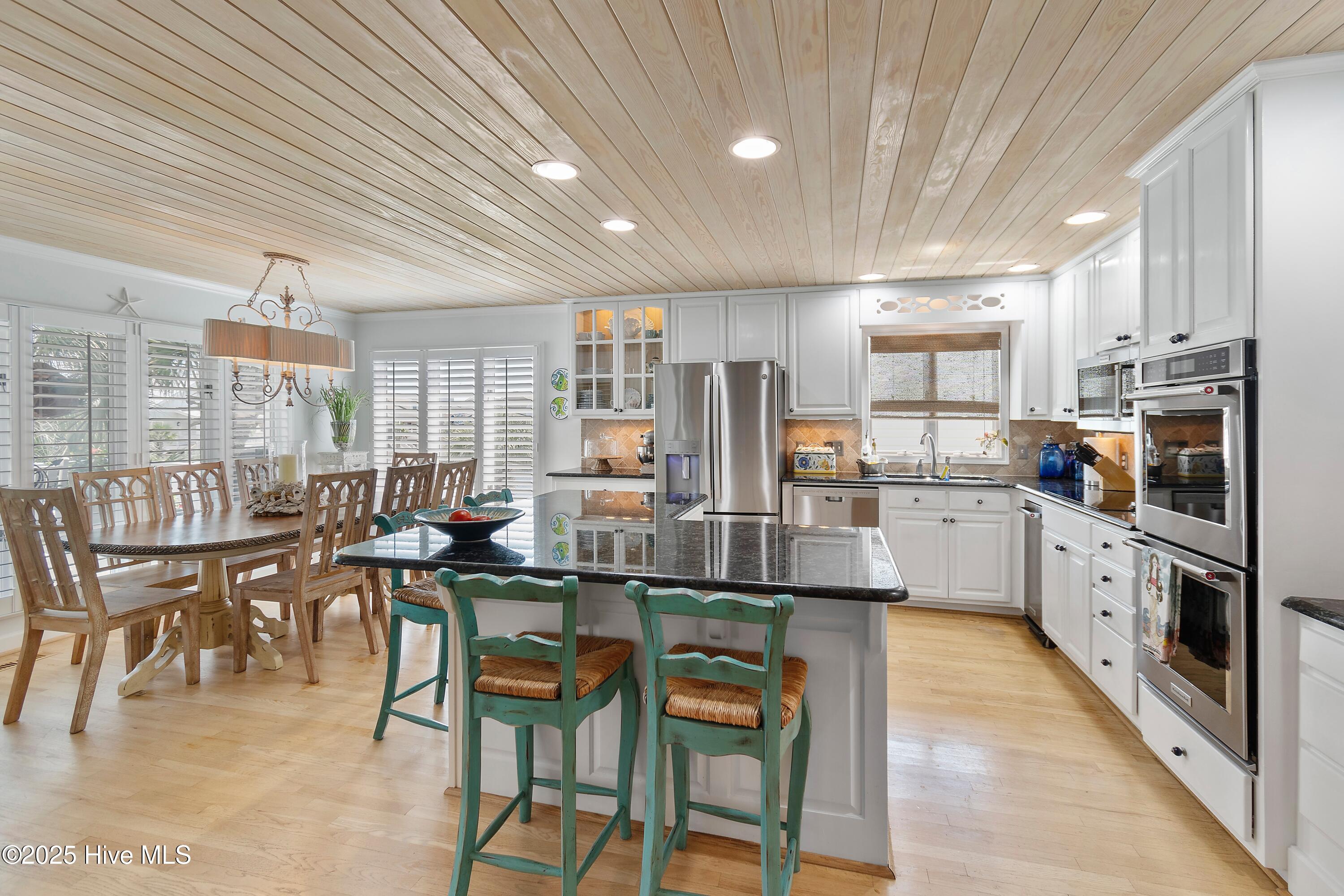 100527373 | Photo 20