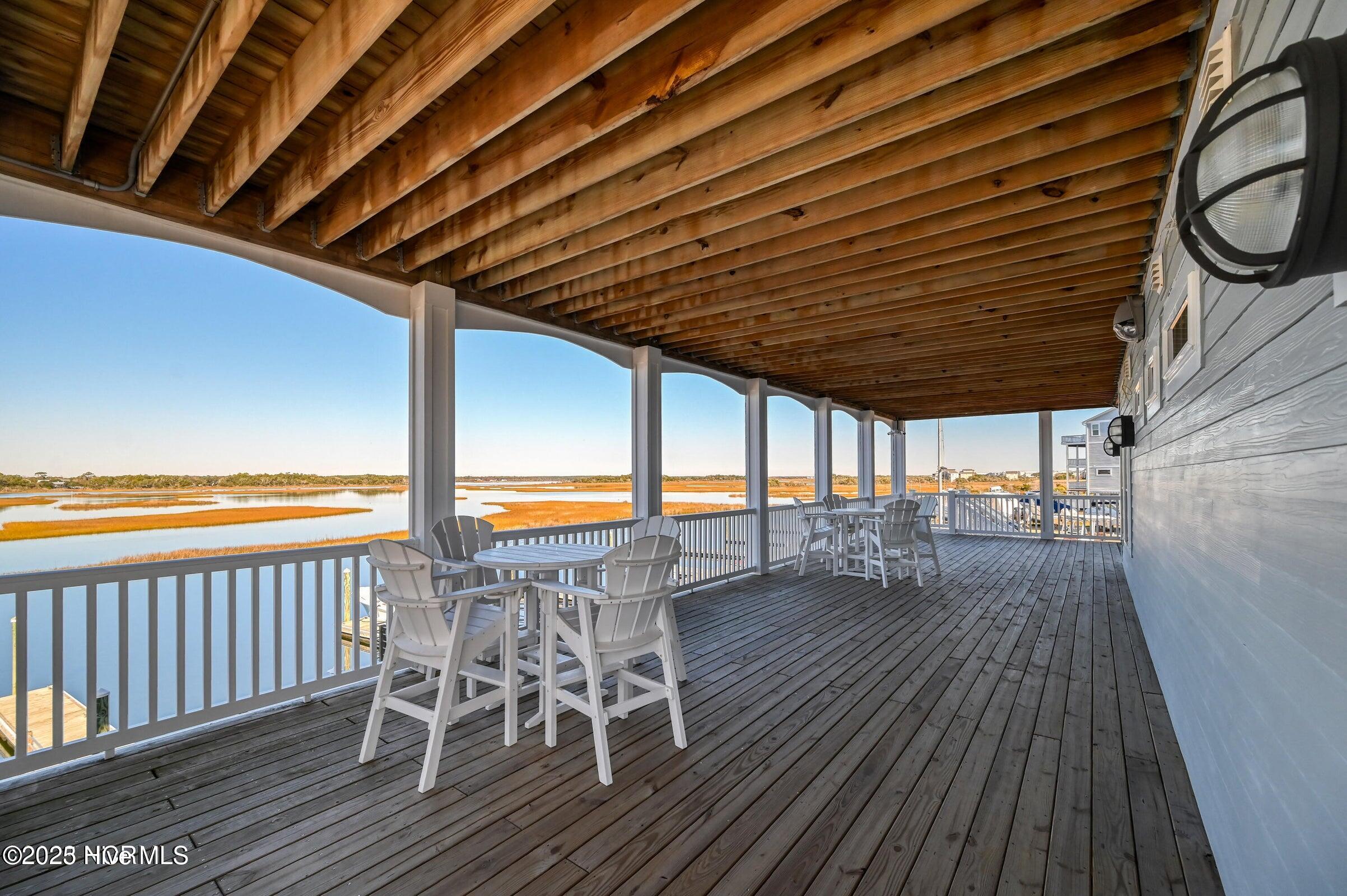 100514575 | Photo 24