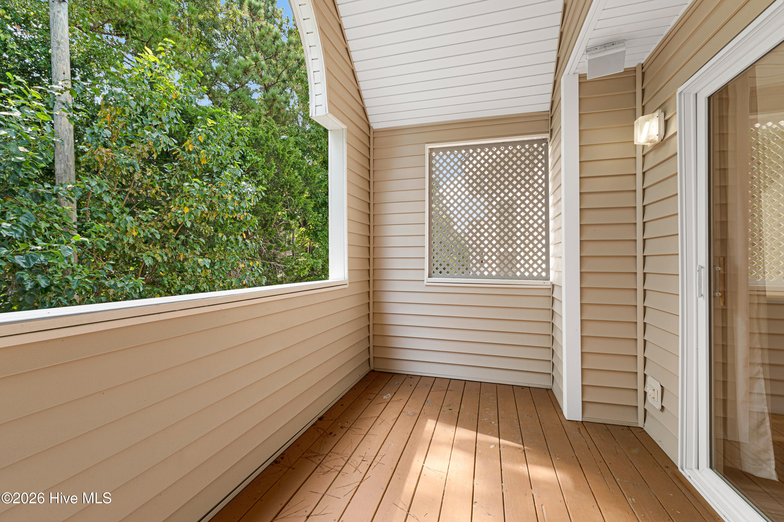 424 Commerce Avenue D, Bridgewood Condos,Morehead City