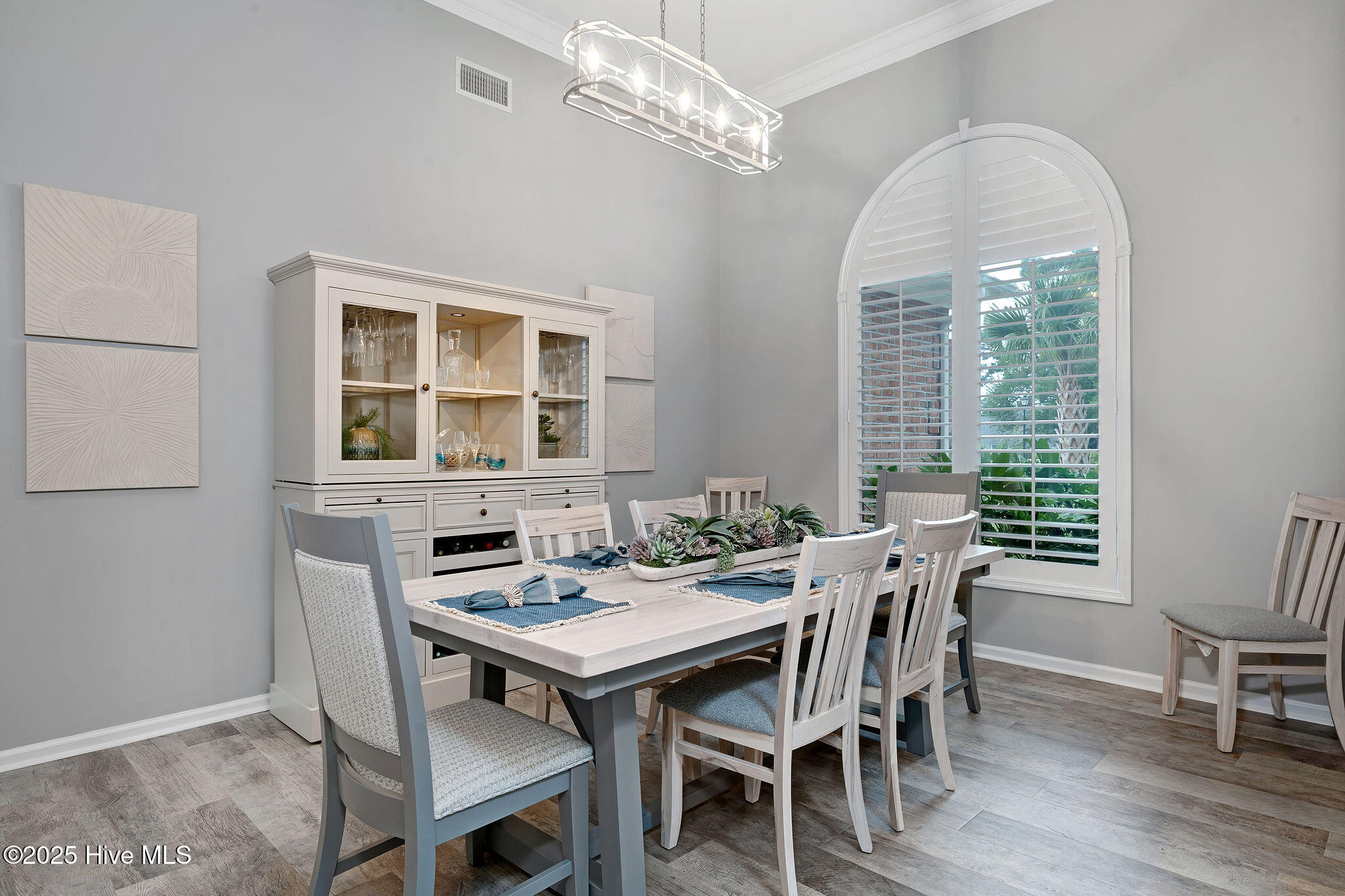 100510783 | Photo 36