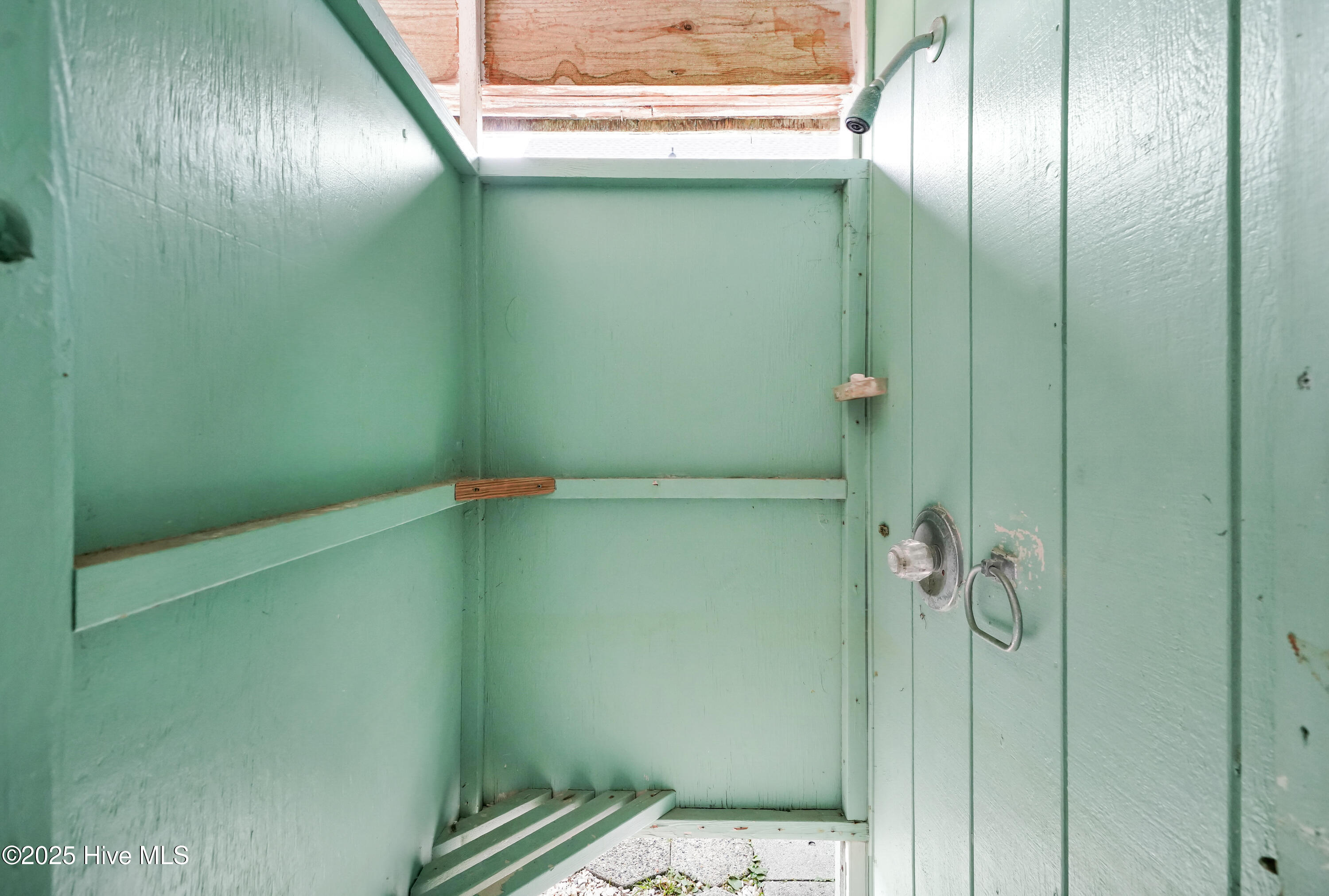 100530451 | Photo 30