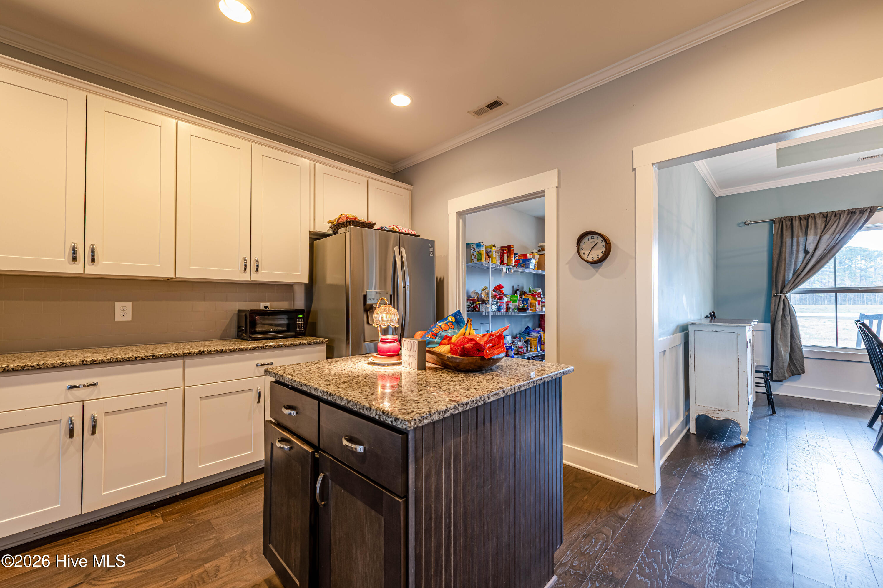 100559174 | Photo 22