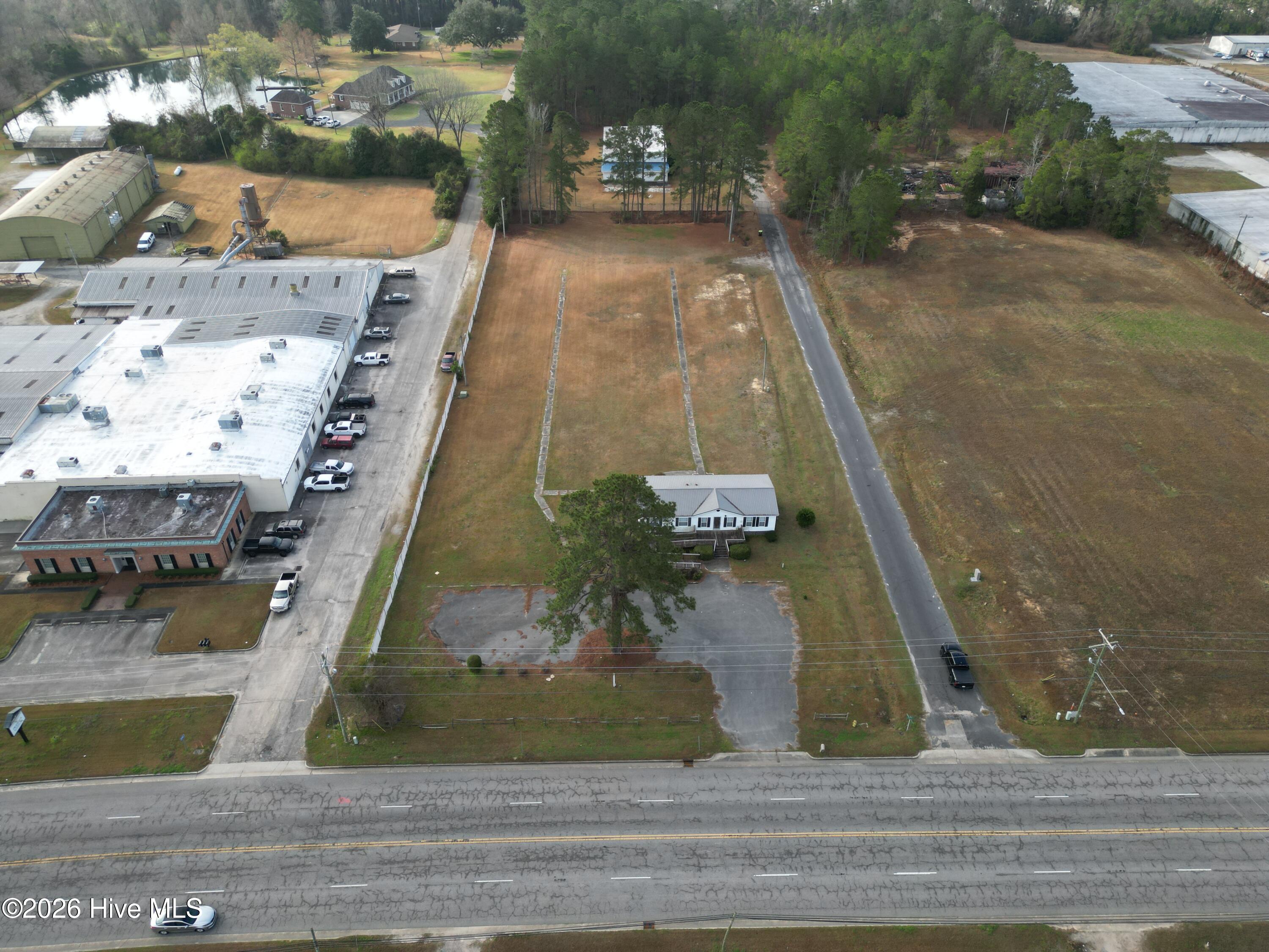 100561014 | Photo 23