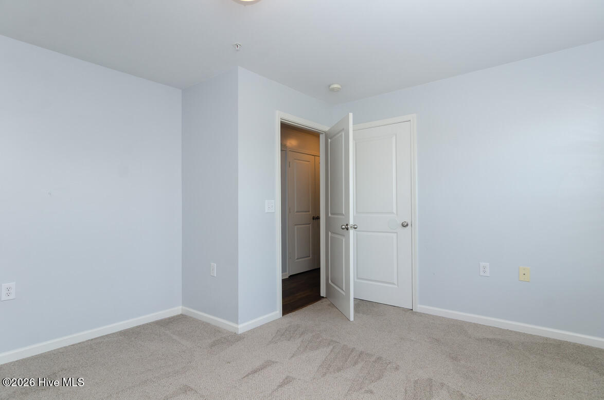 100558160 | Photo 19