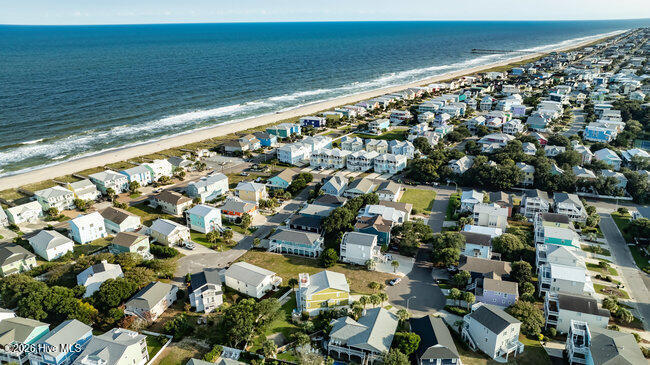 100552893 | Photo 82