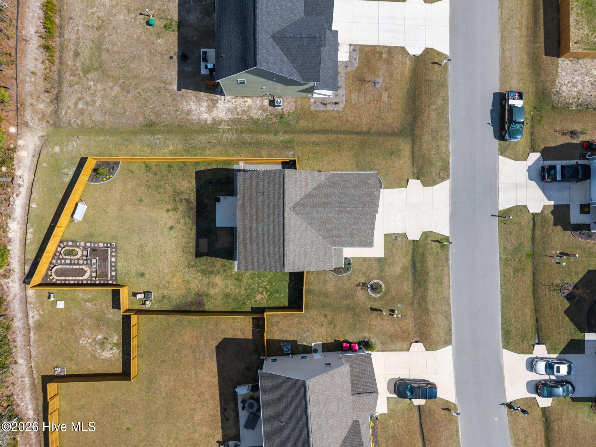 100561827 | Photo 48