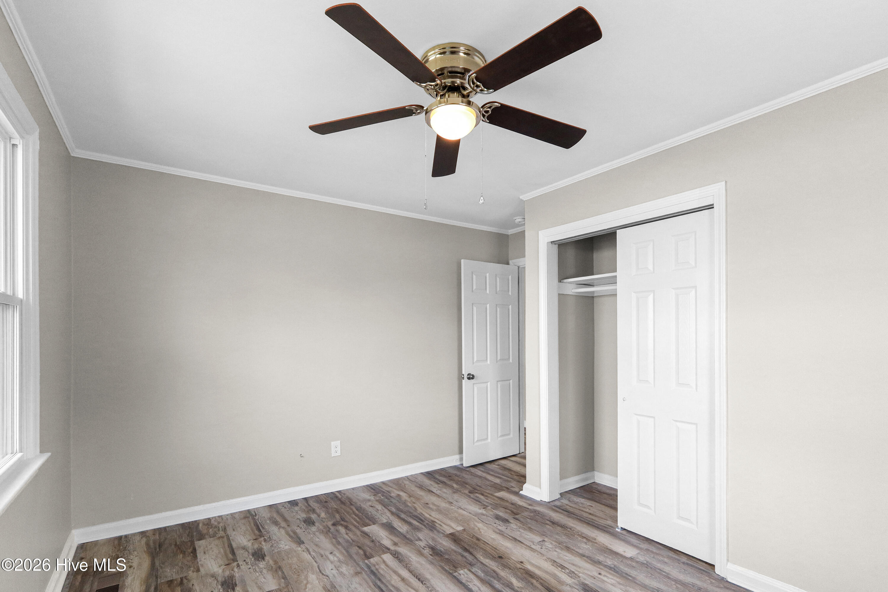 100558793 | Photo 41