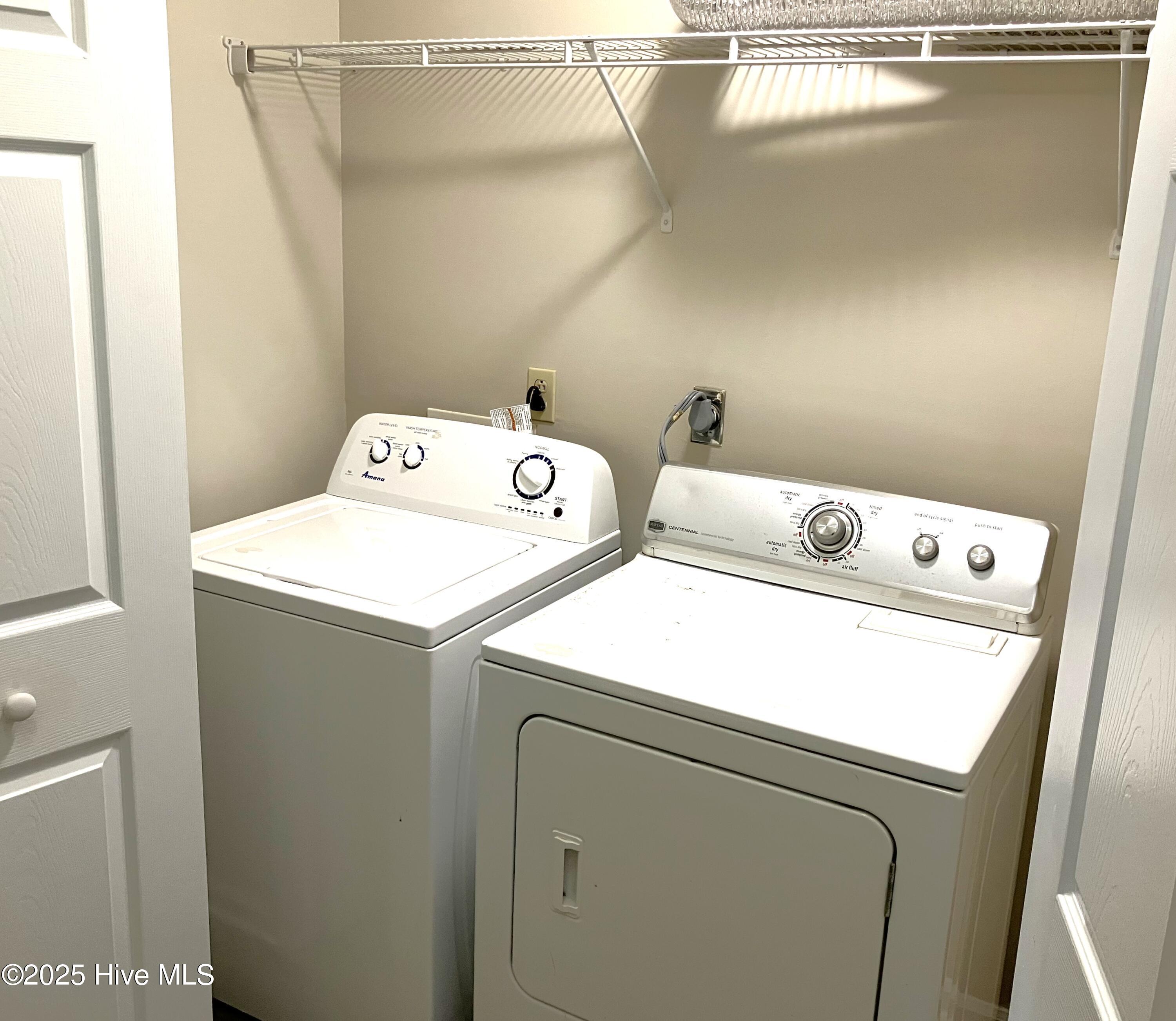 100545920 | Photo 27