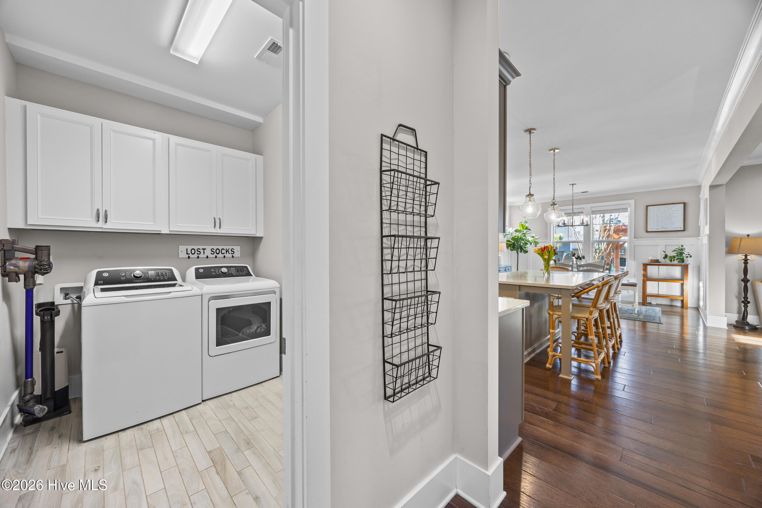 100551925 | Photo 19