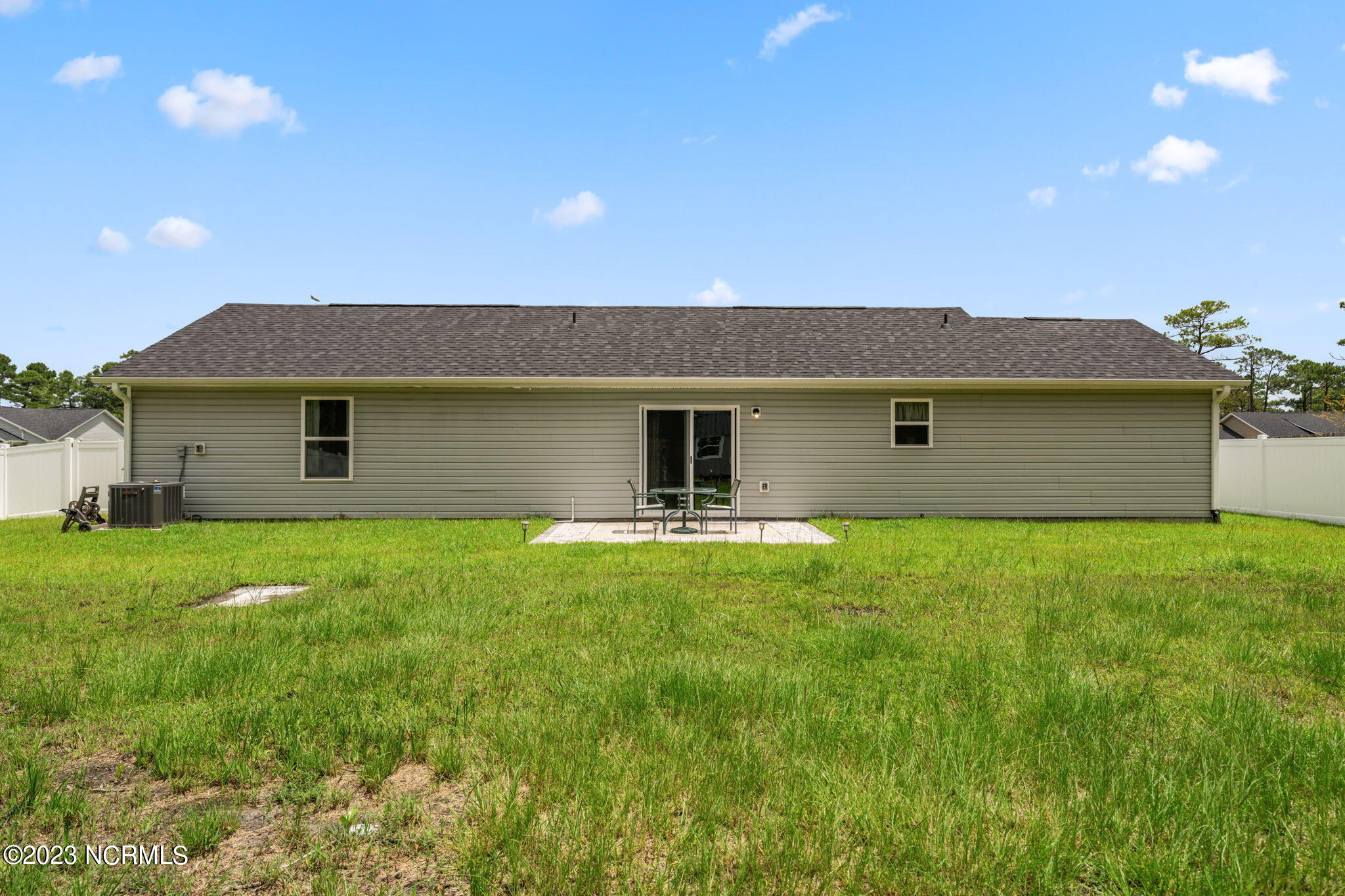 100536521 | Photo 23