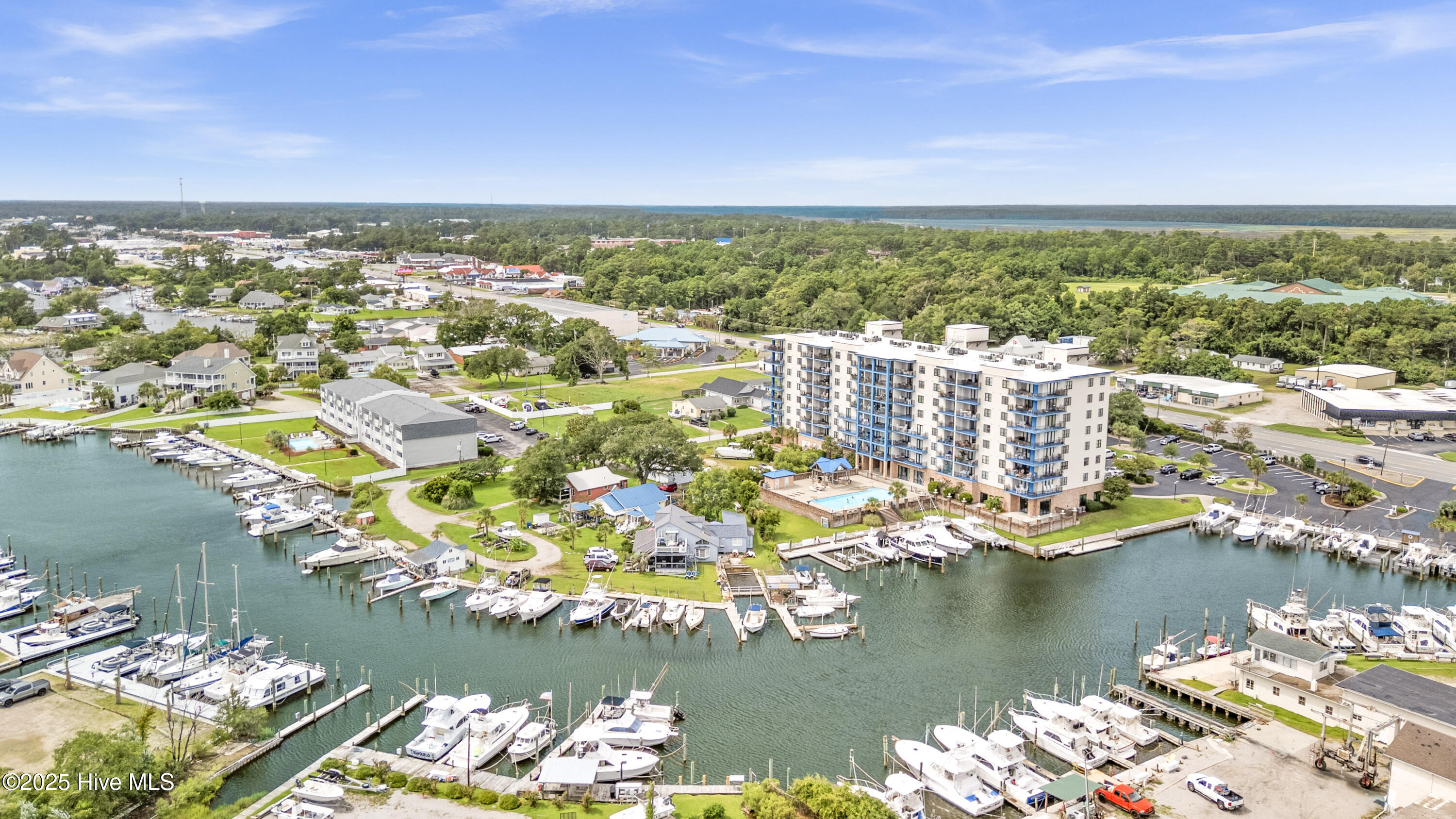 4425 Arendell Street 609,Morehead City