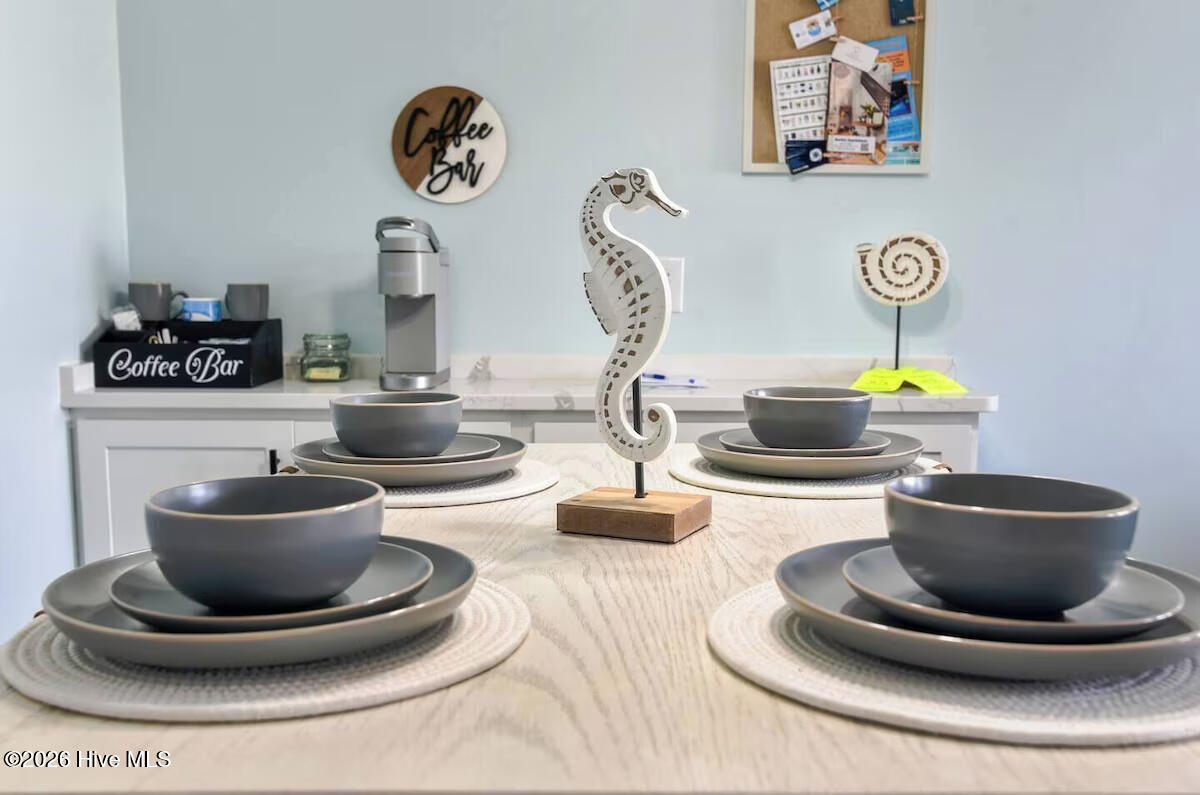 100551753 | Photo 11