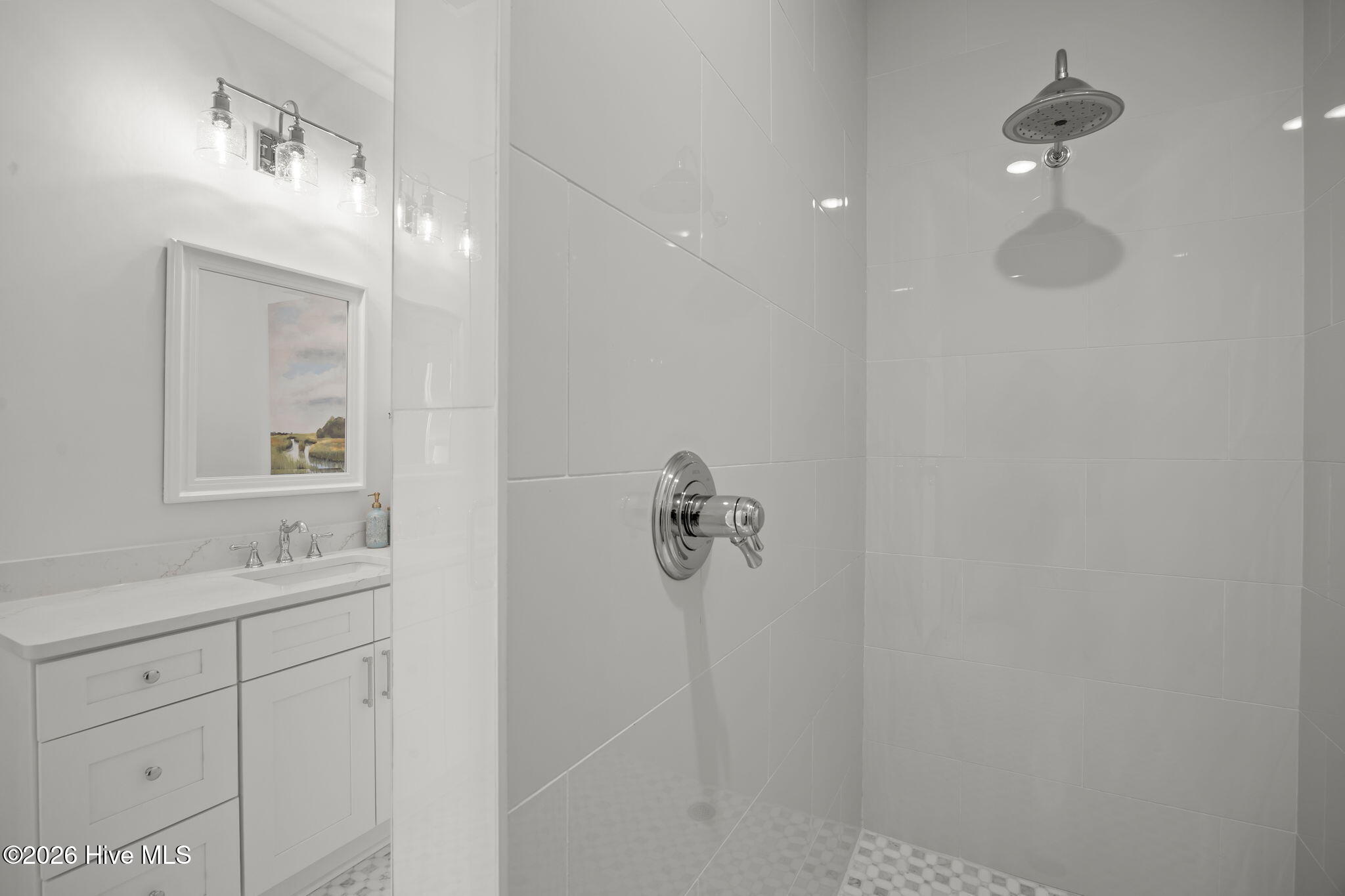 100563337 | Photo 19