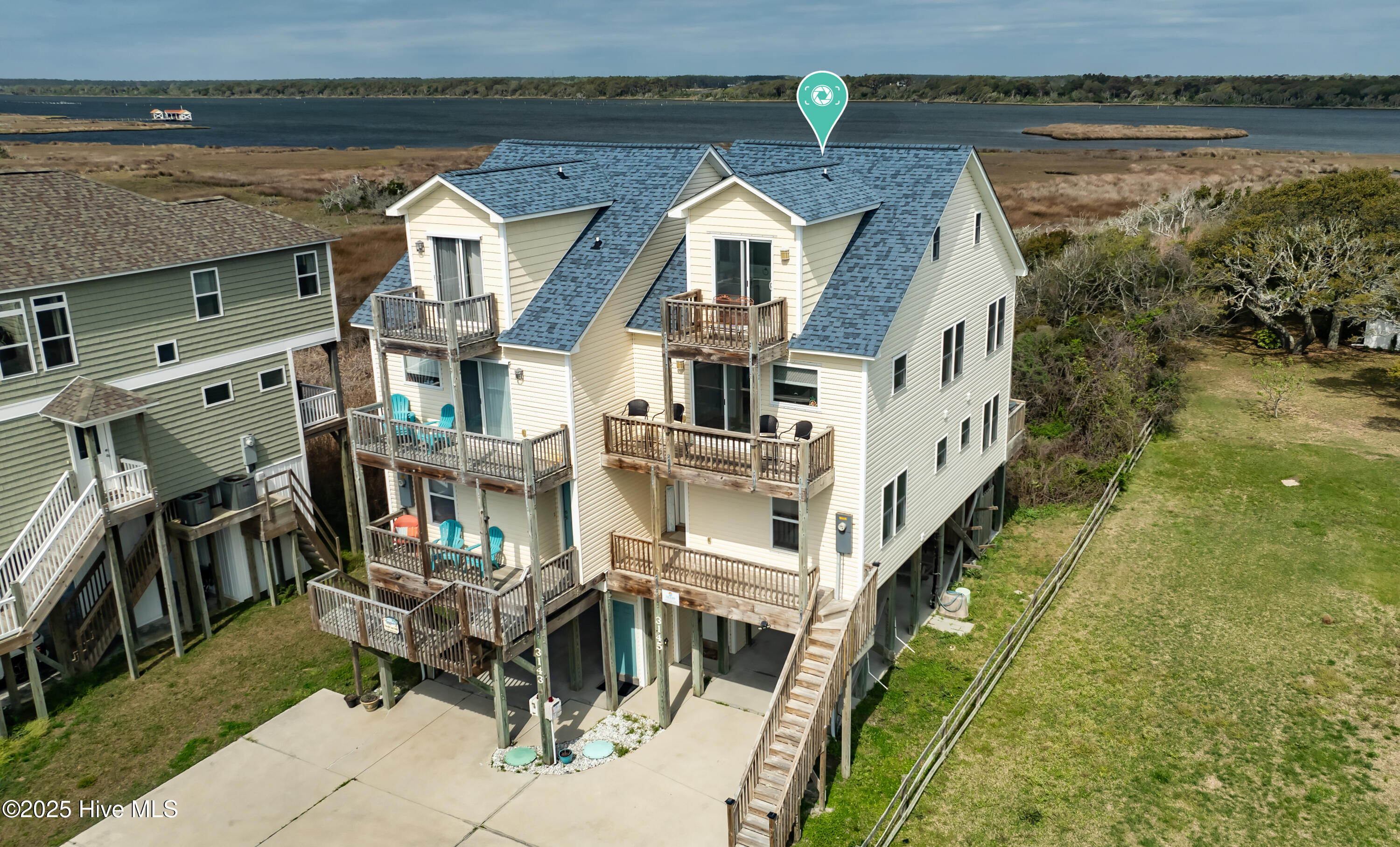 100534382 | Photo 37