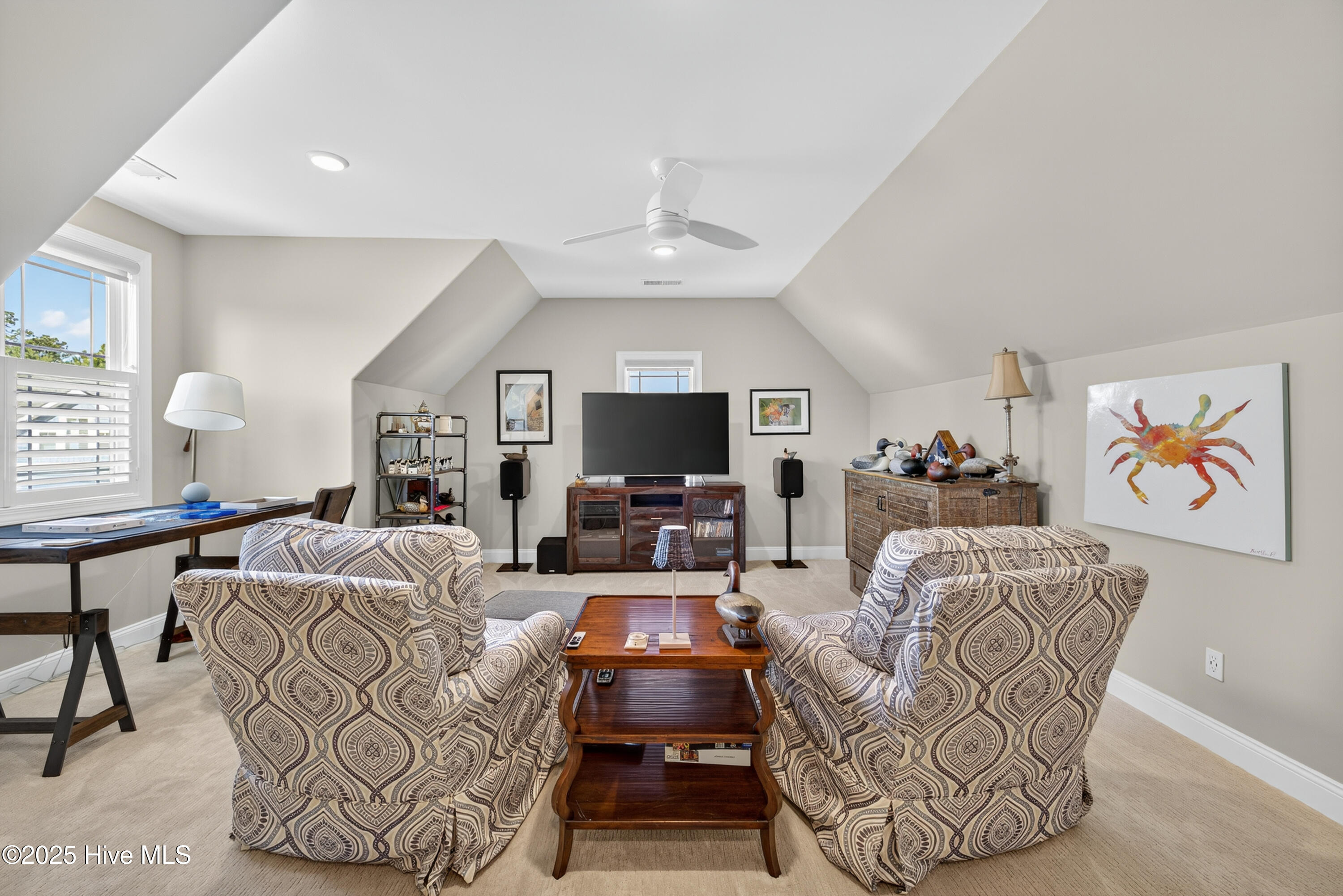 100541108 | Photo 26