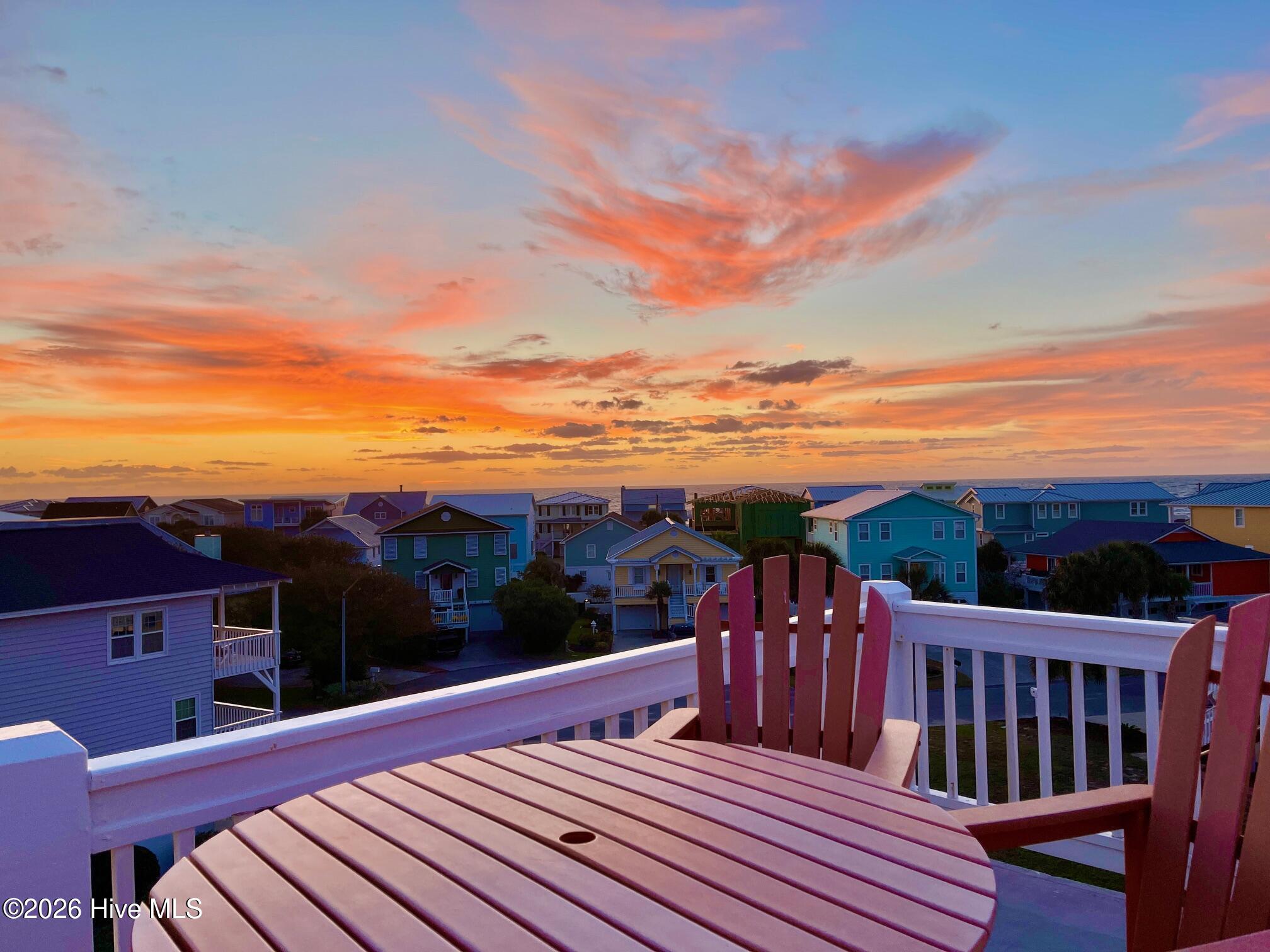 100552893 | Photo 10