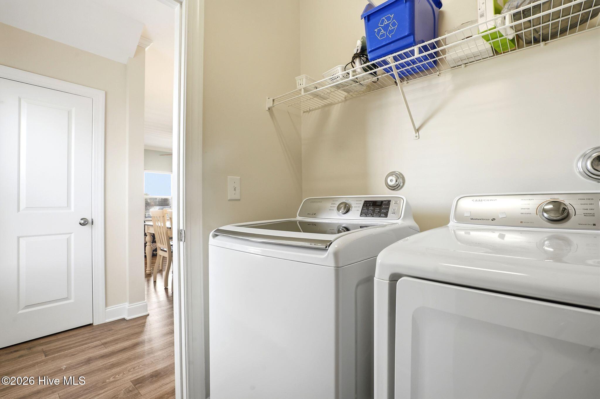 100561242 | Photo 29