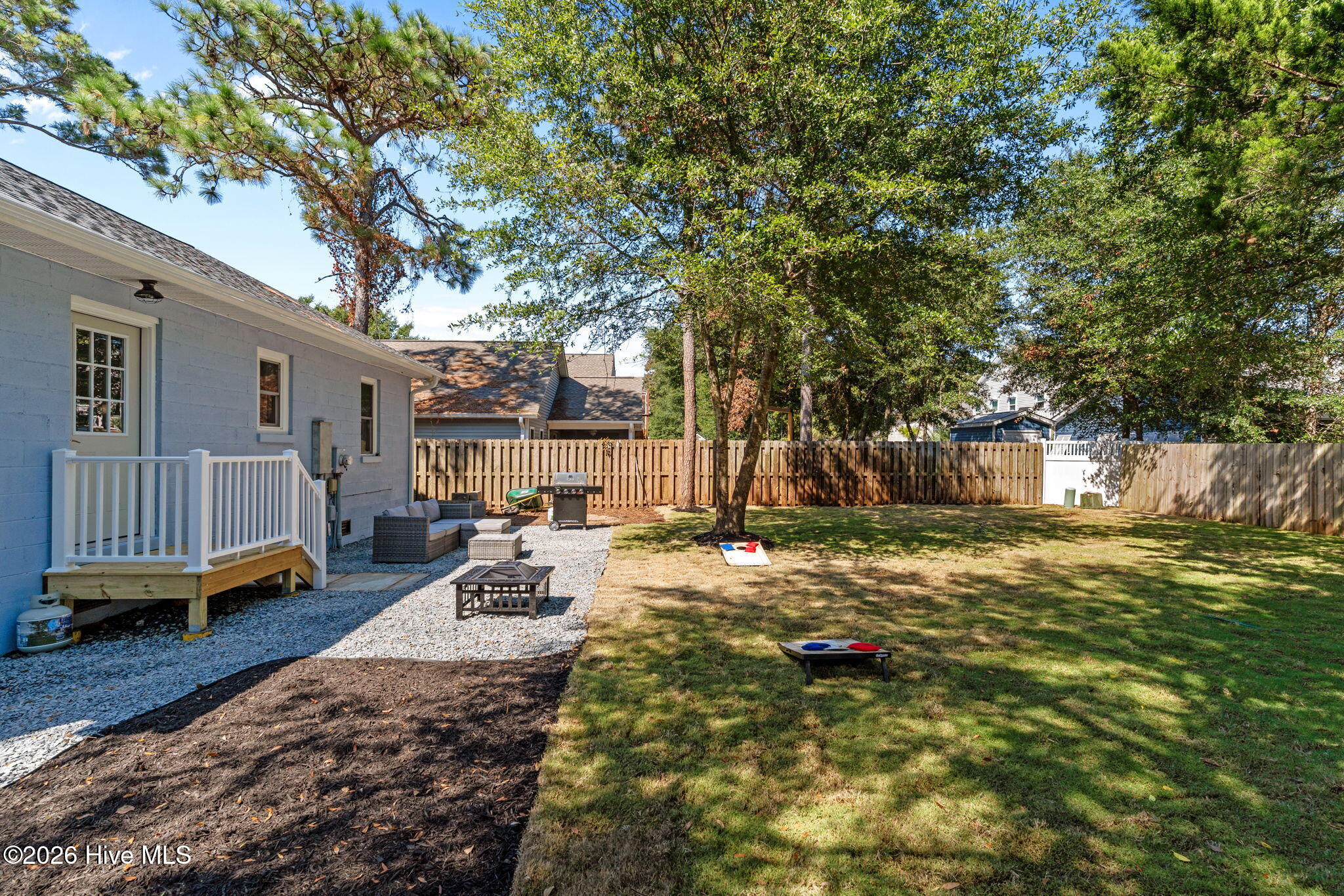 100563030 | Photo 49