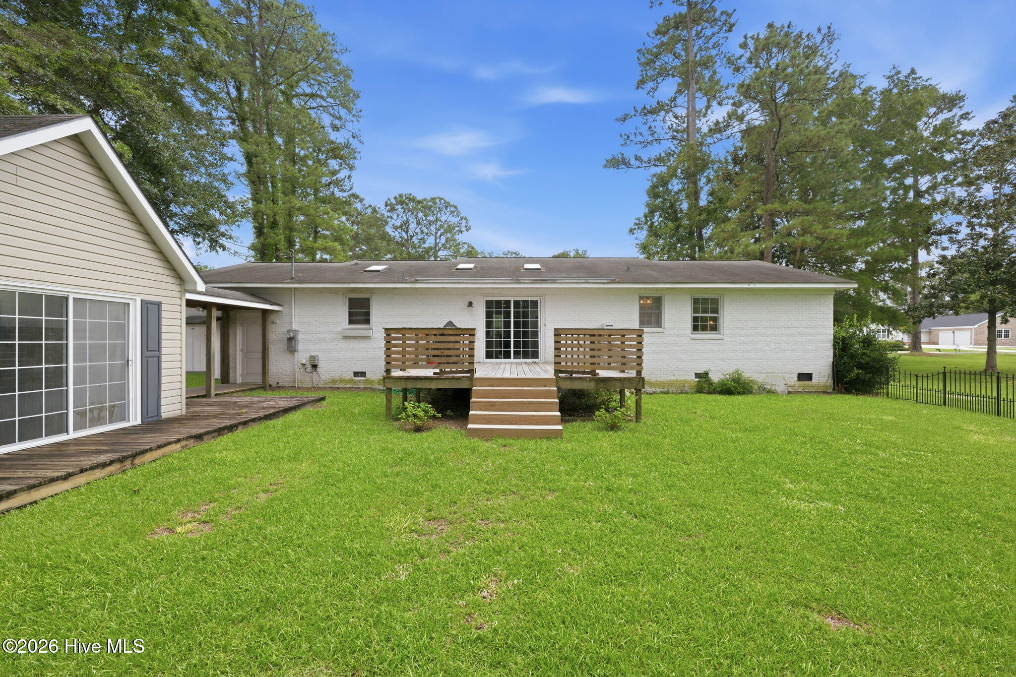 403 W Wilson Creek Drive,Trent Woods