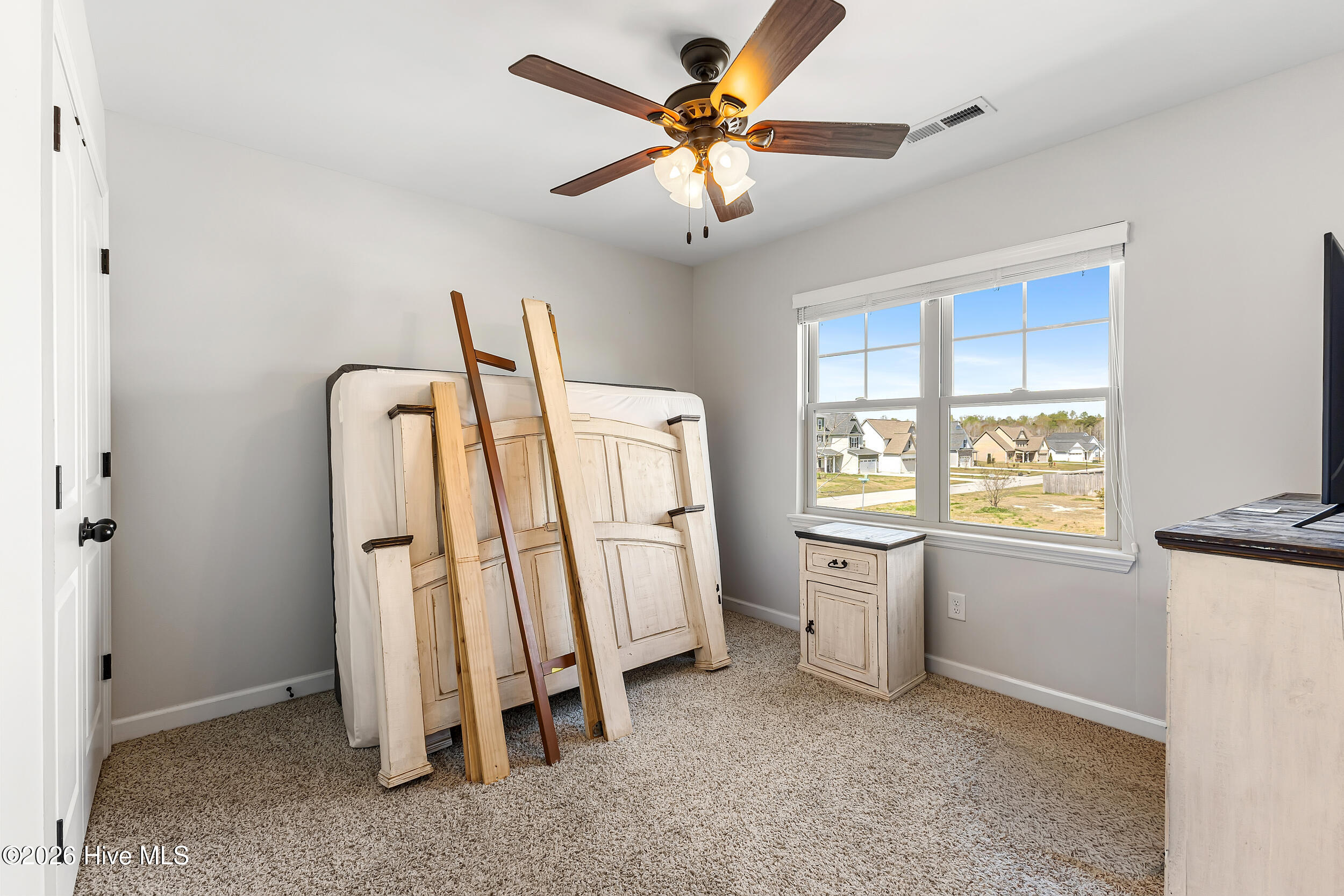 100563533 | Photo 20