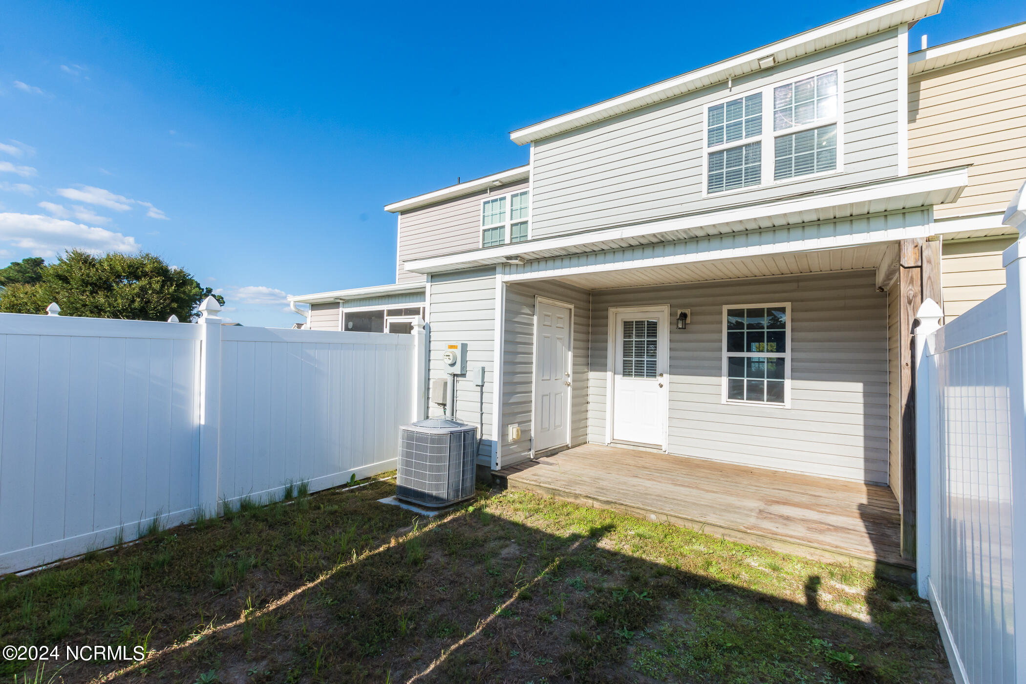 202 Lanieve Court 5,Hubert