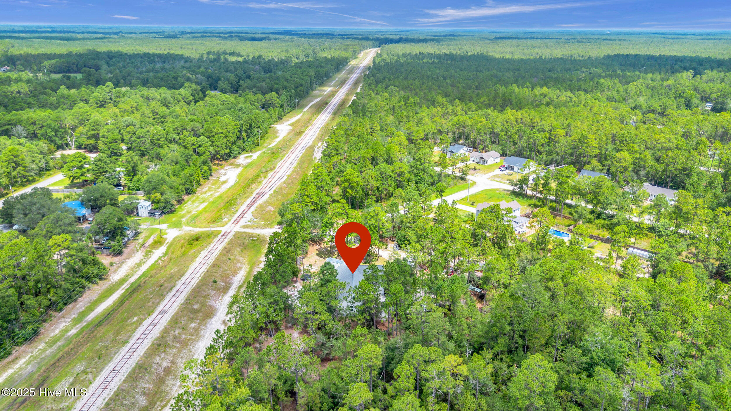 100521196 | Photo 44