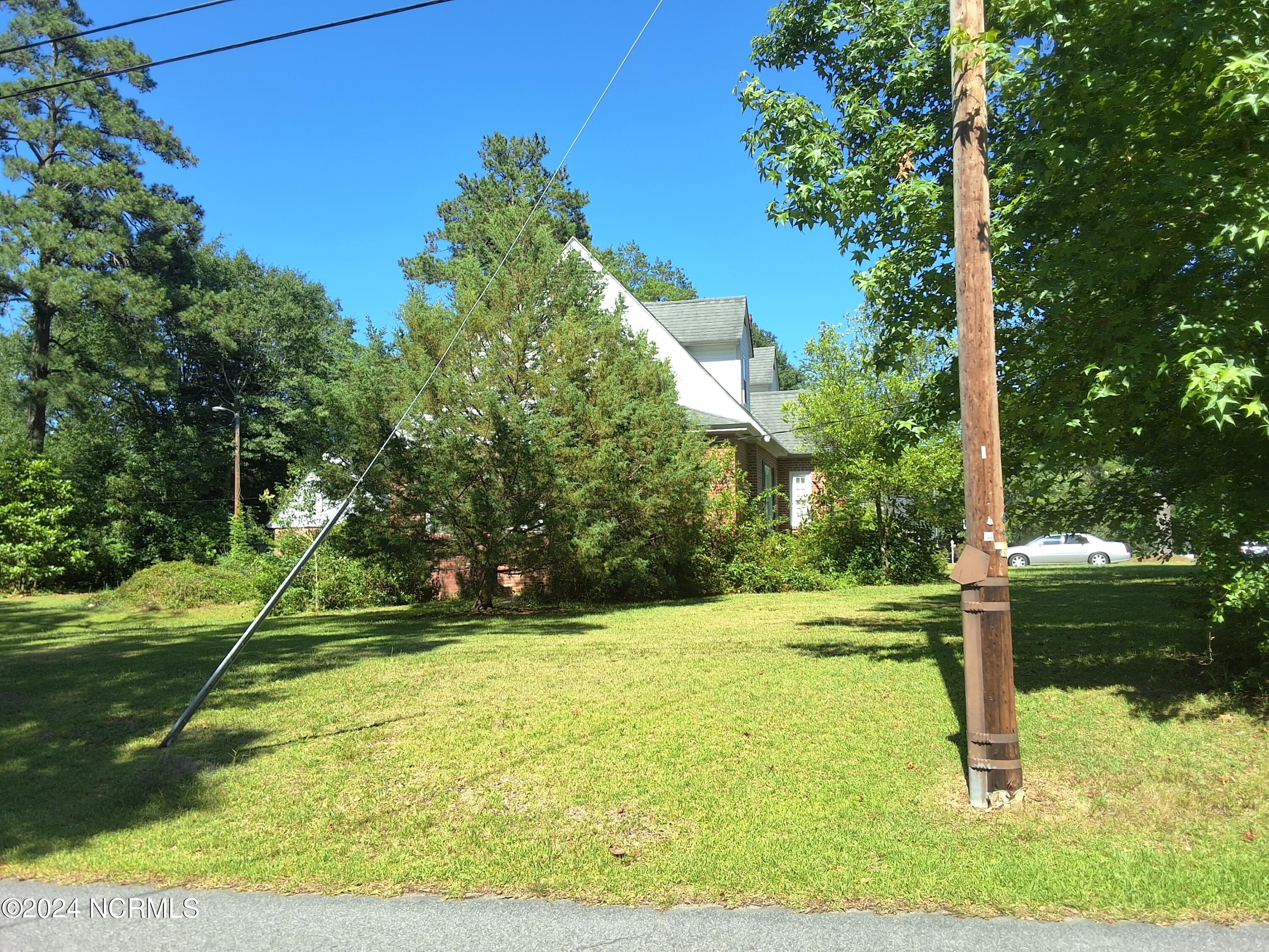 201 E Bell Street, Tabor City, NC, 28463