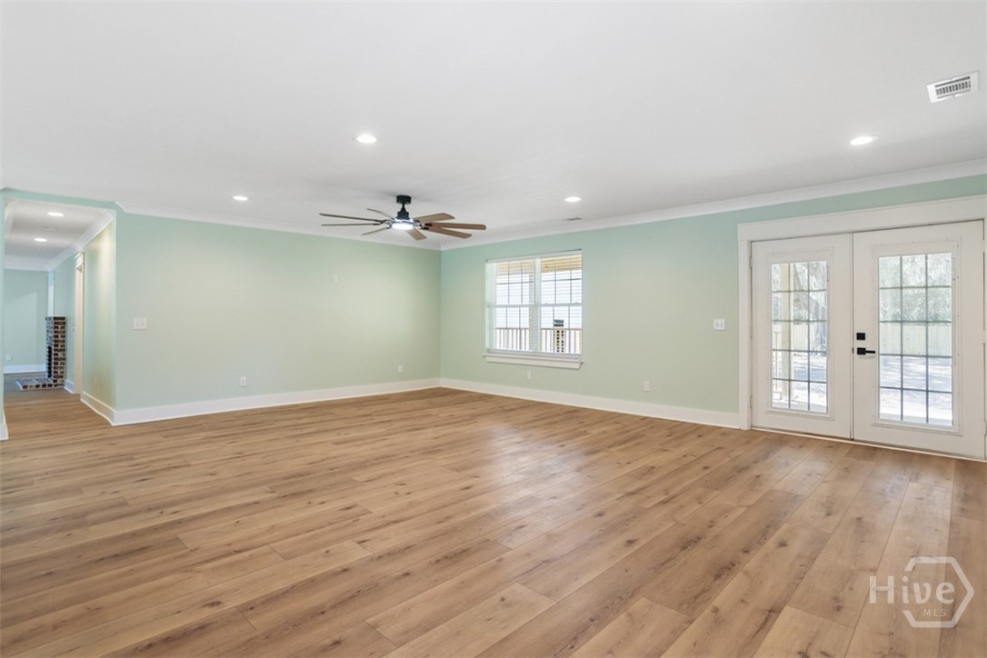 27 Pine Drive