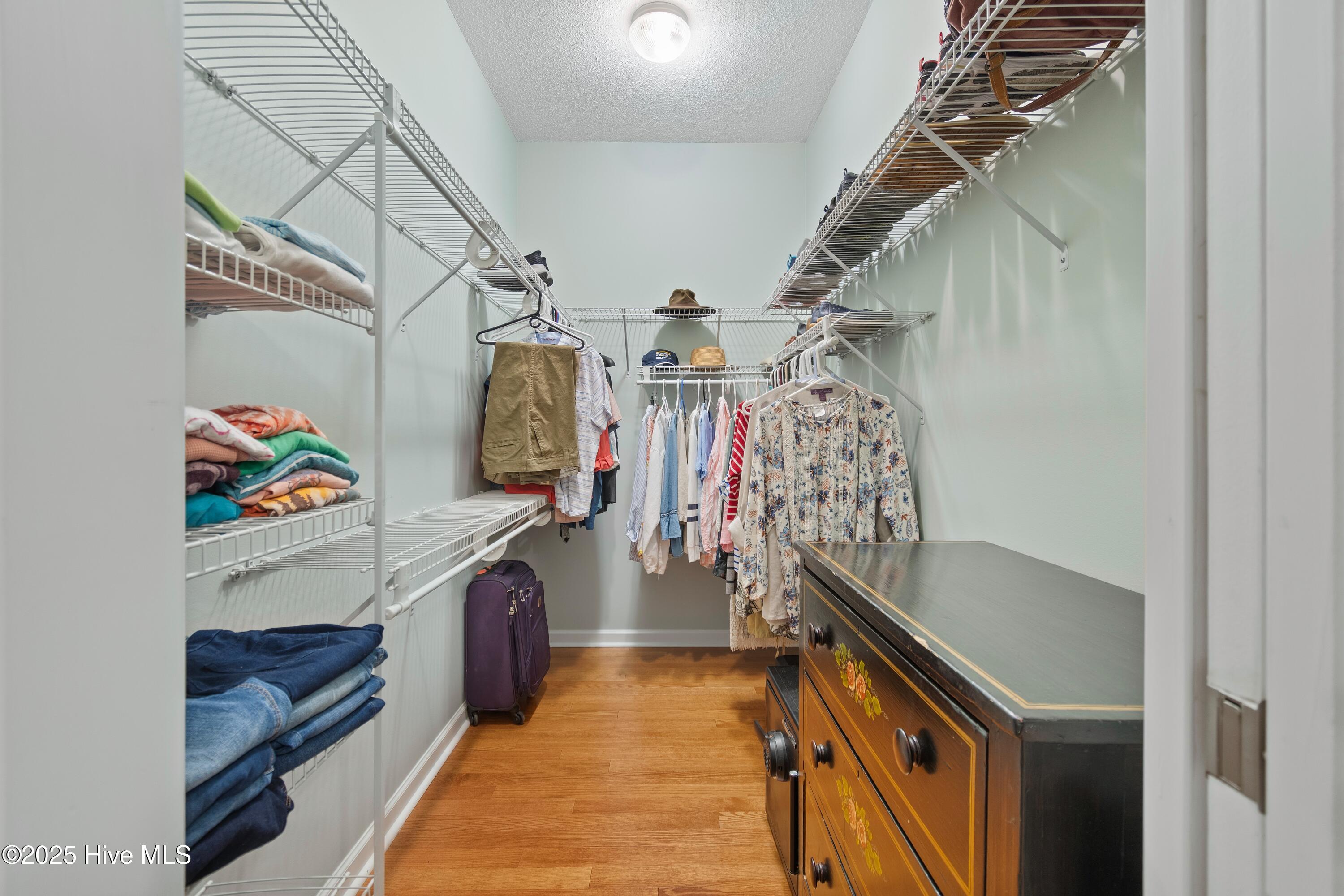 100500692 | Photo 21