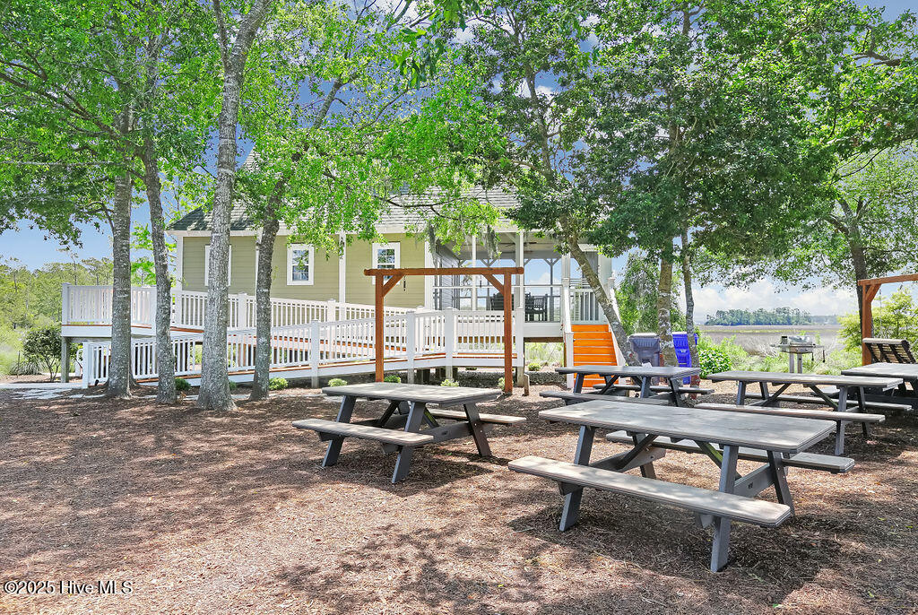 100541401 | Photo 86