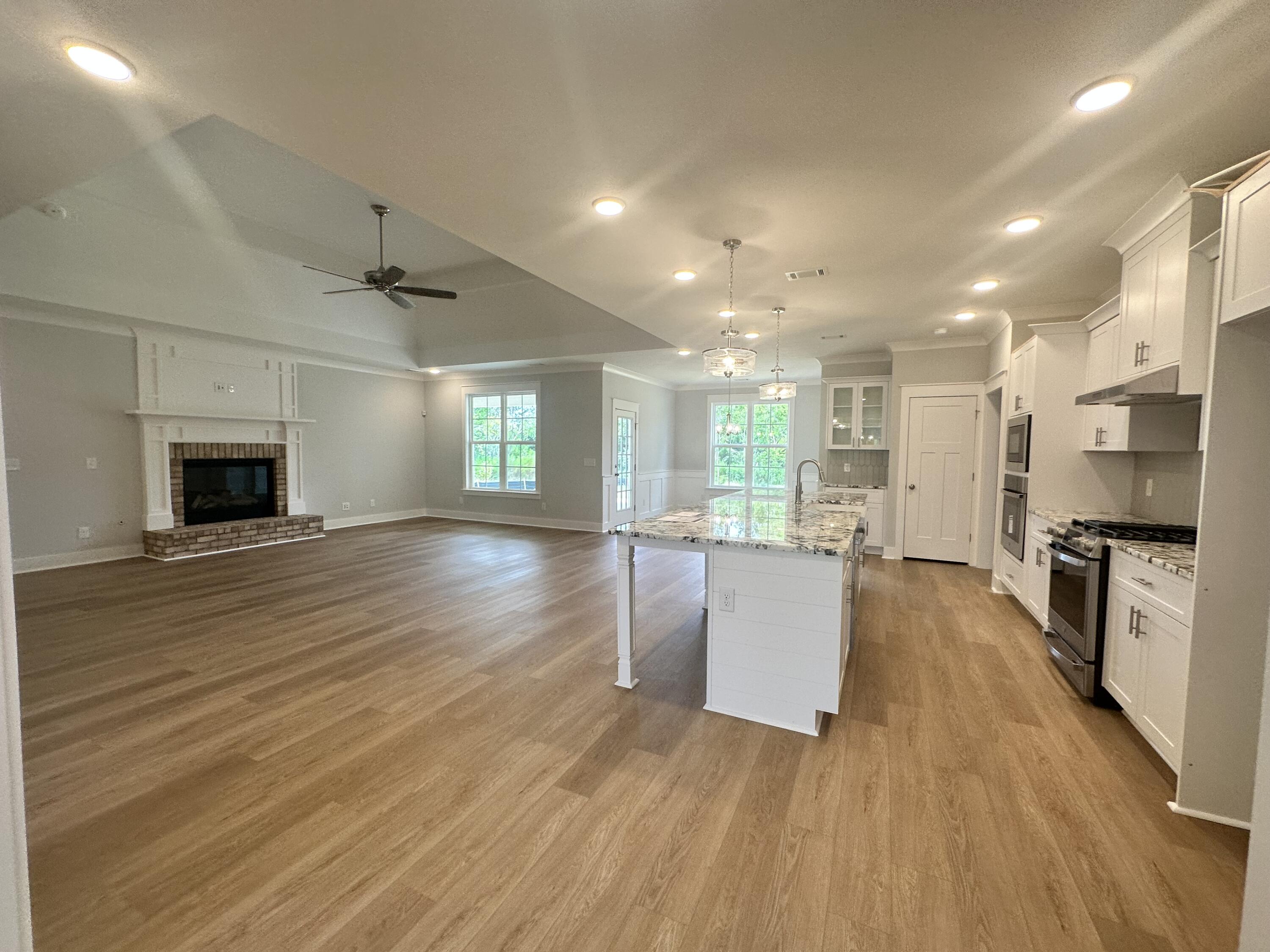 1462 Bellingham Drive