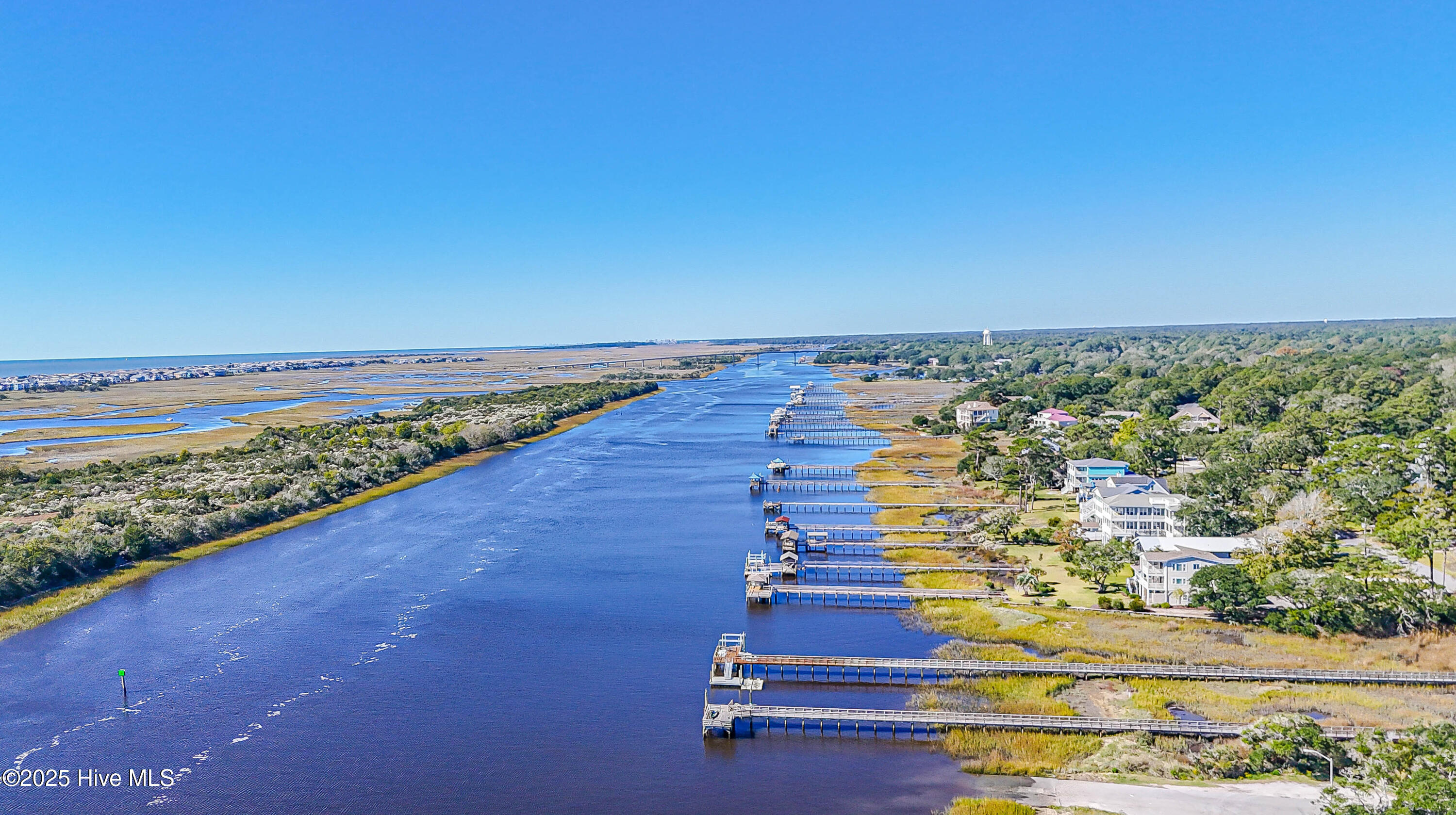 100539099 | Photo 85