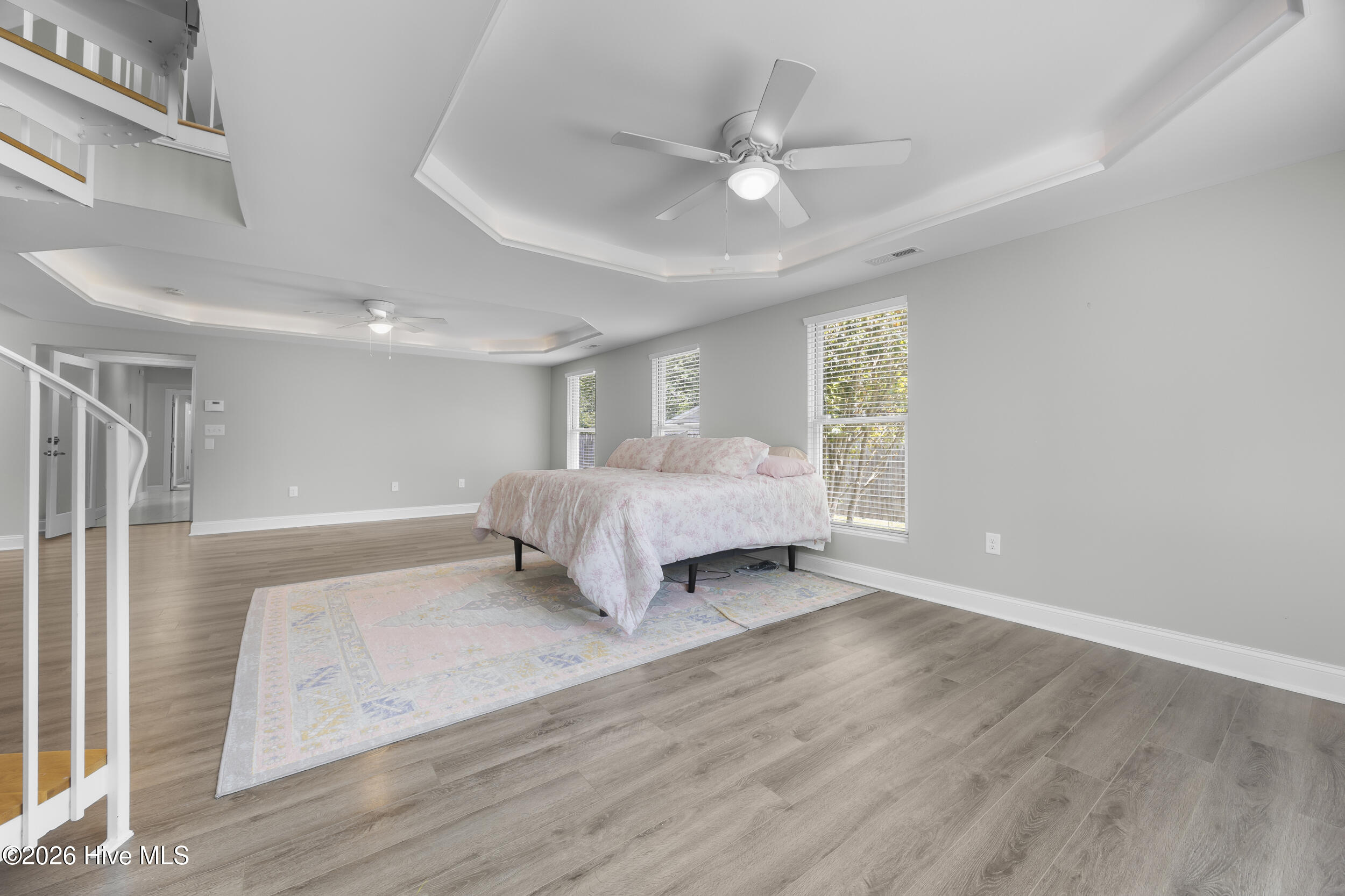 100569624 | Photo 20