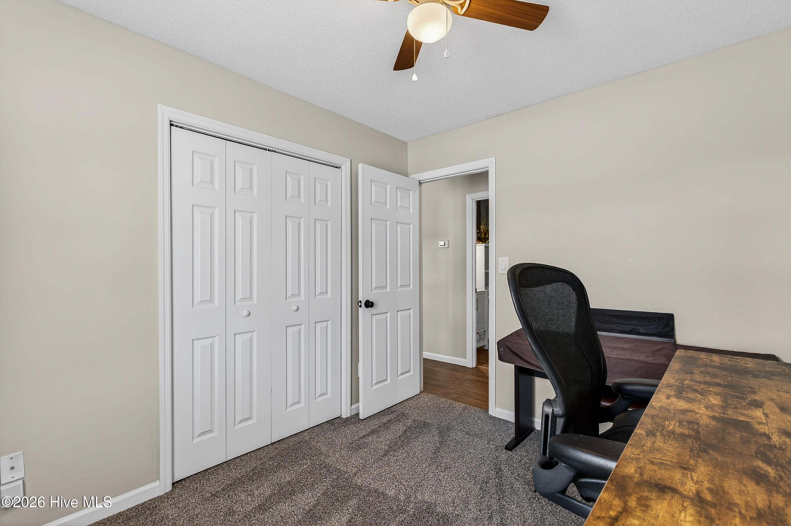 100557128 | Photo 15