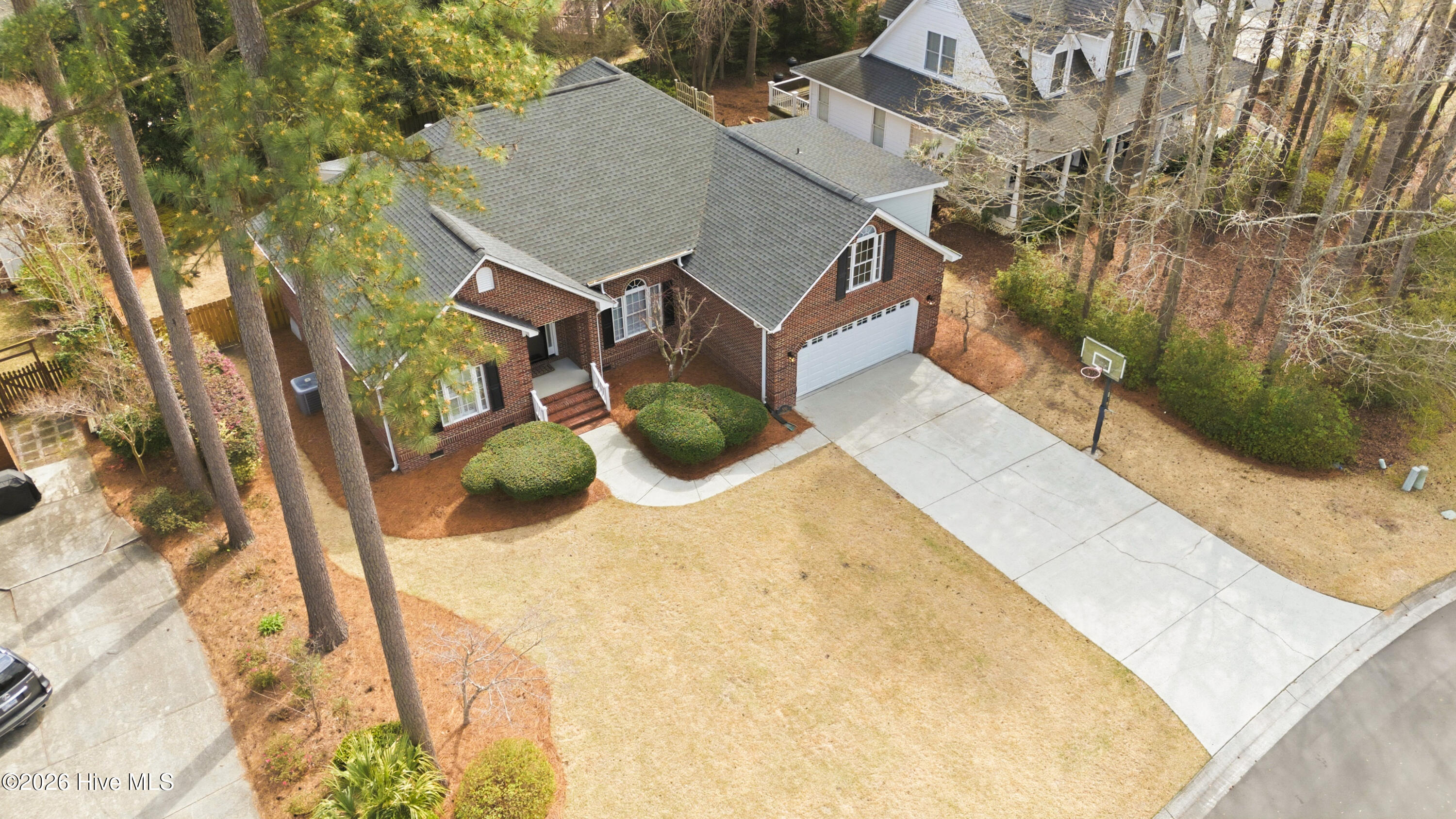 100560916 | Photo 85