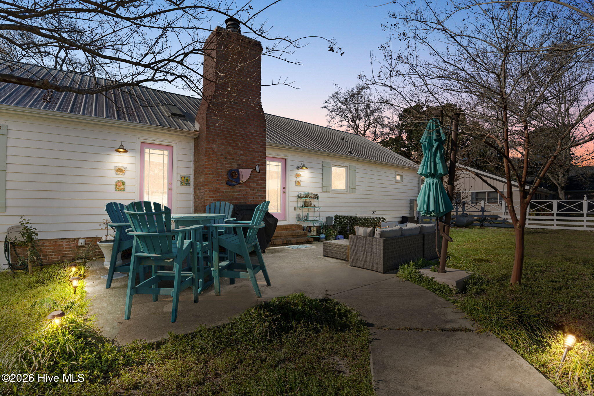 100562668 | Photo 35