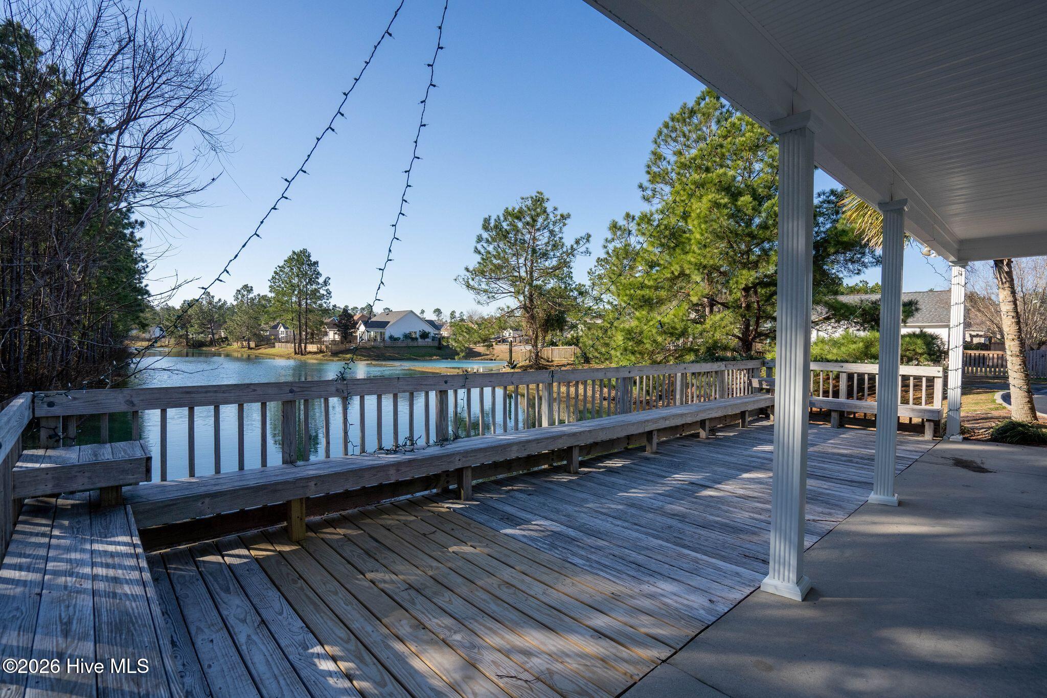 100570513 | Photo 54