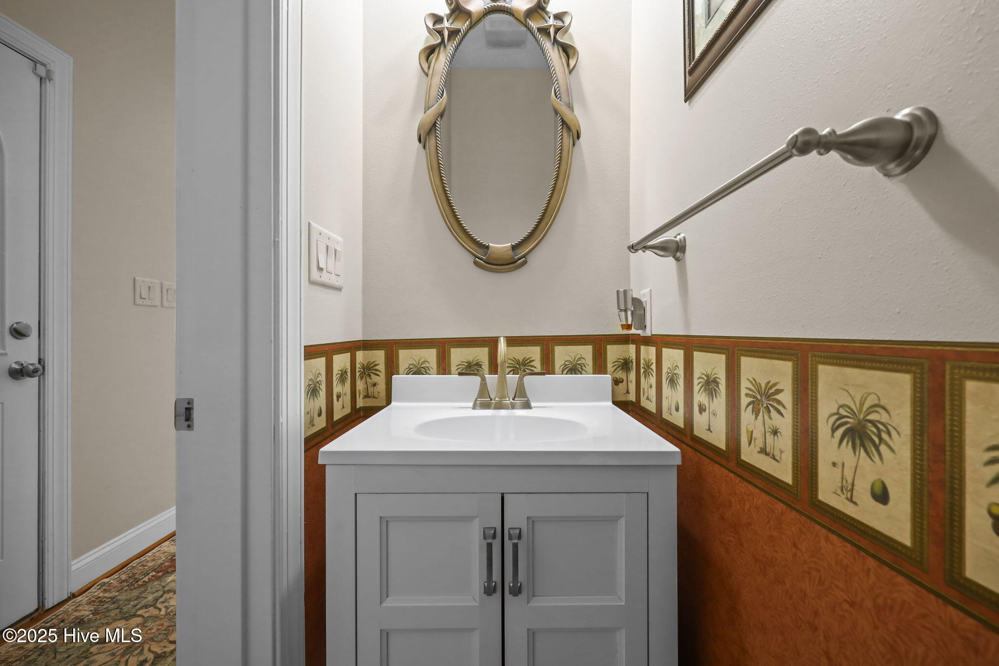 100529119 | Photo 29