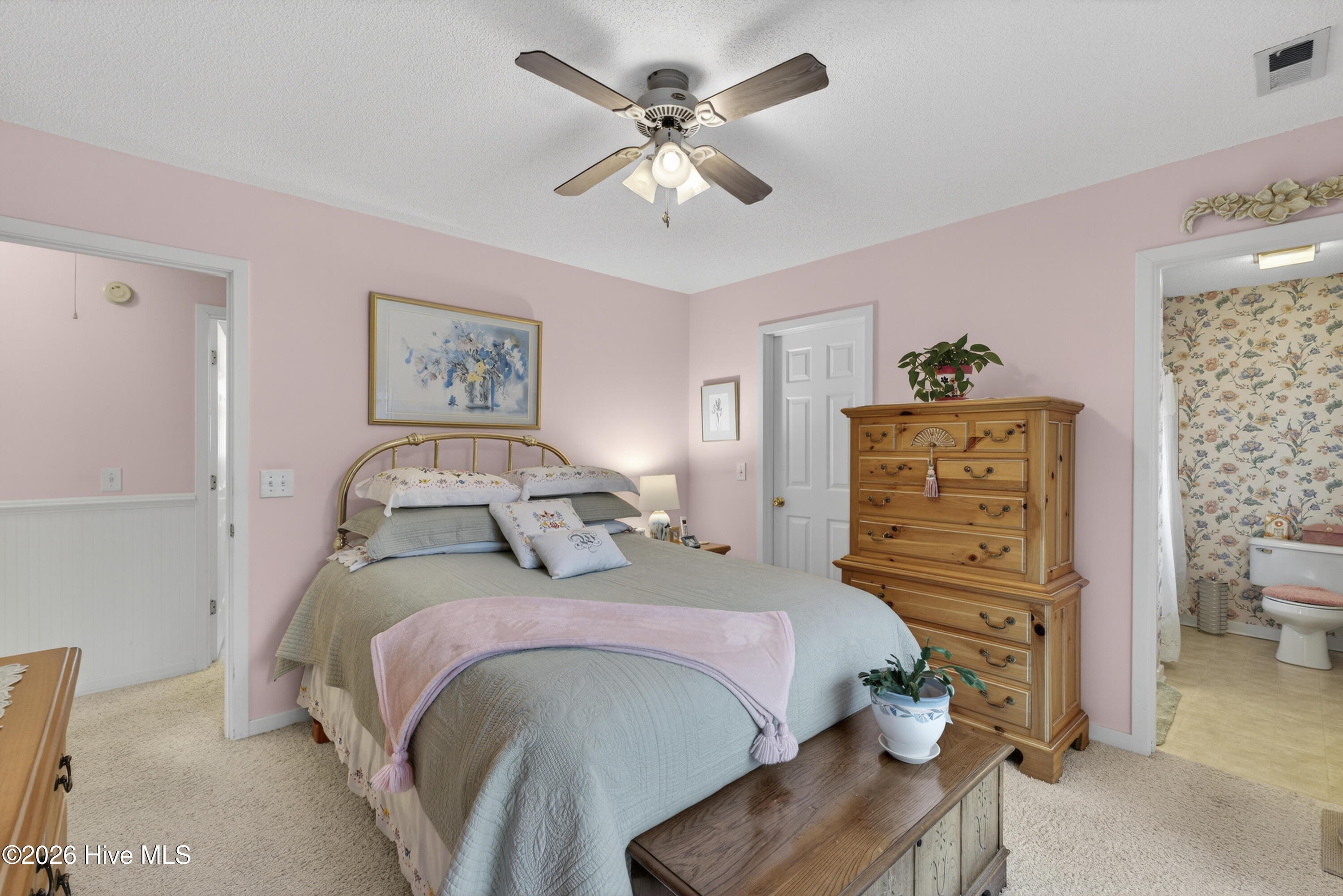 100557206 | Photo 11