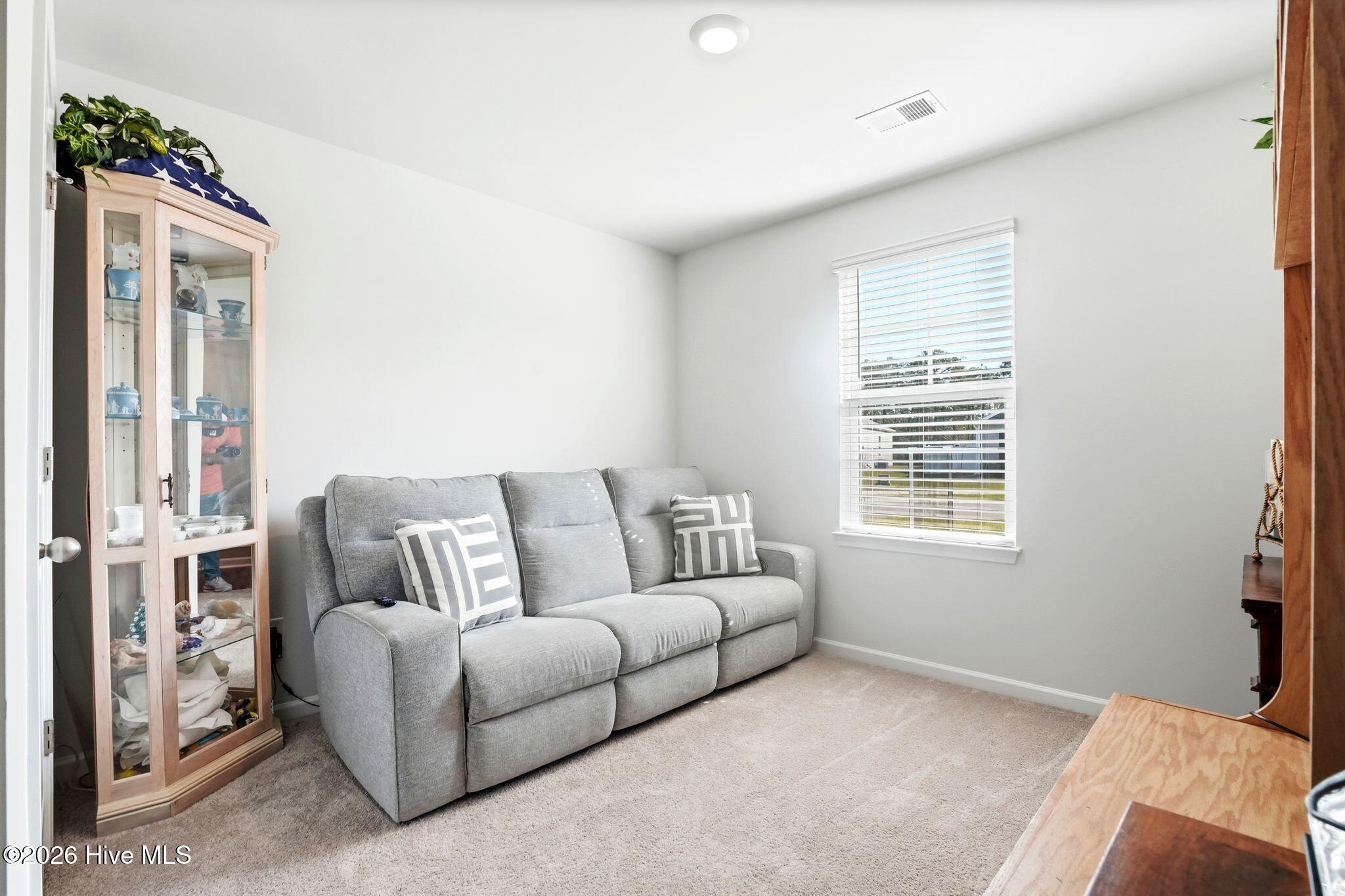 100565300 | Photo 18