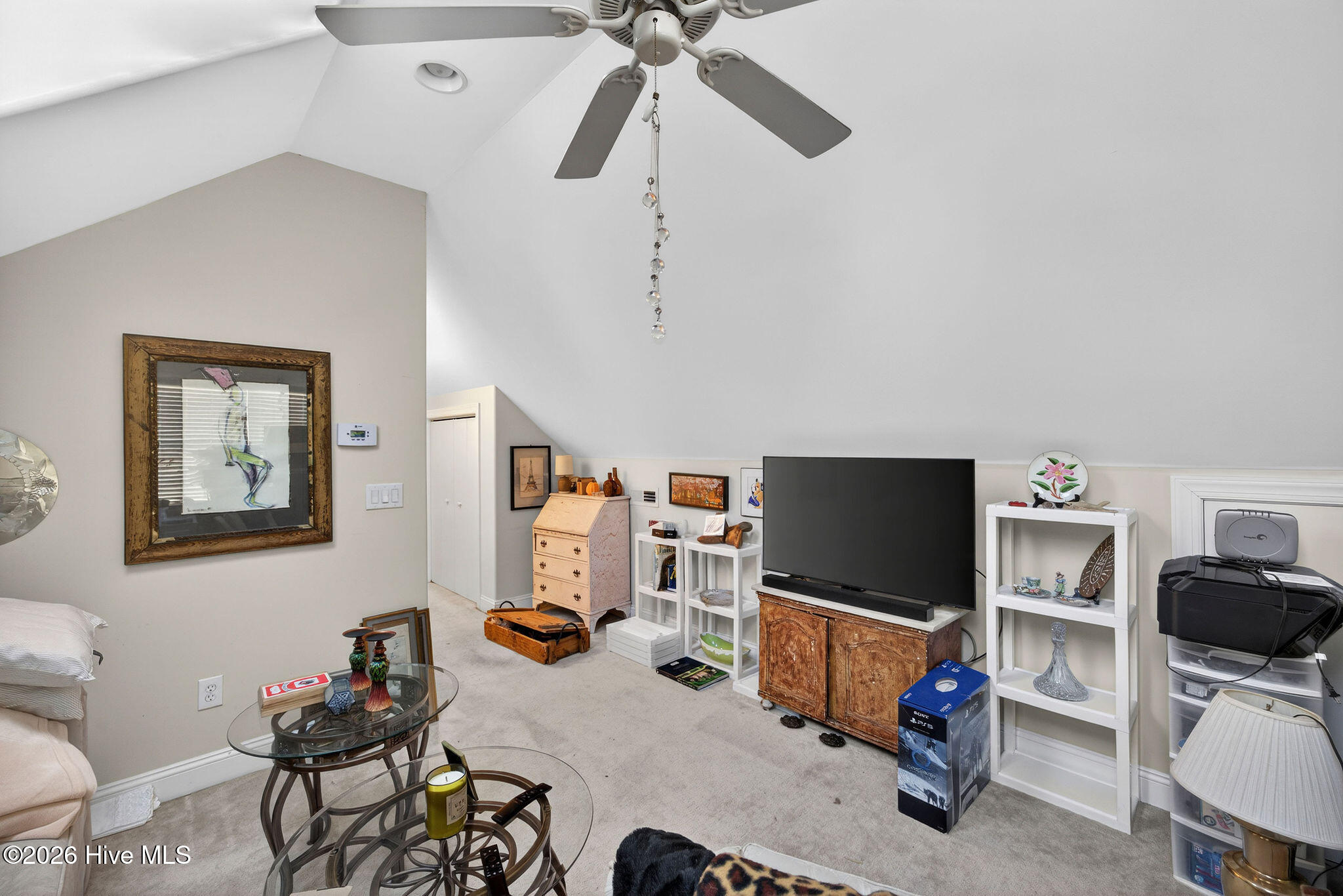 100567752 | Photo 32