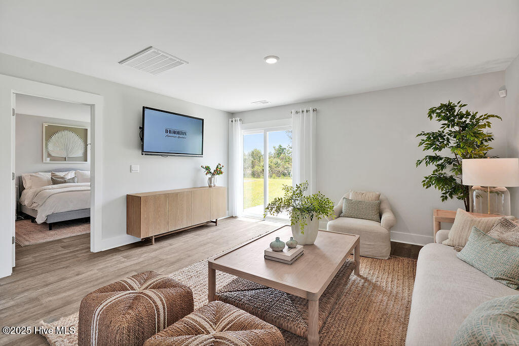 100524754 | Photo 13