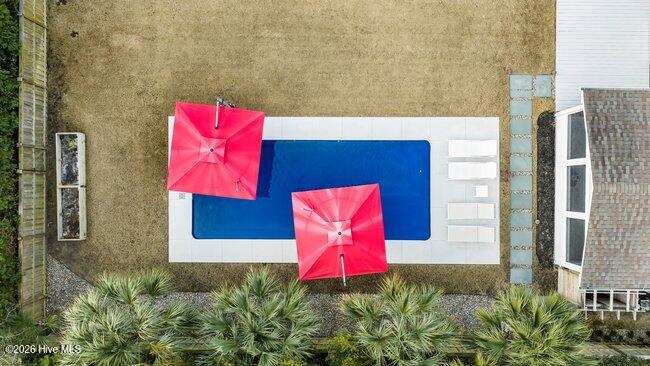 100552882 | Photo 55